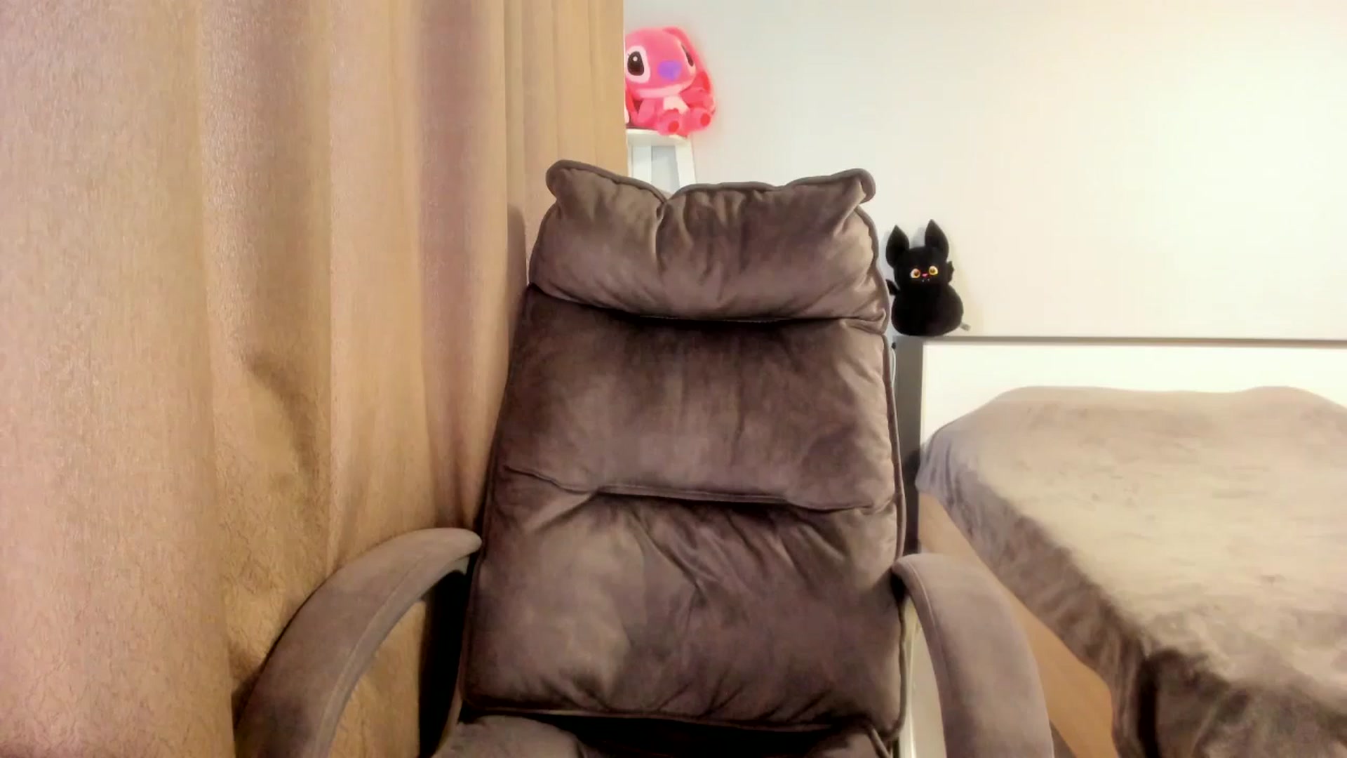 Gallery image thumbnail from Iam_Sasha's myfreecams stream on, 03/18/2026, 09:47 image 20 of 20