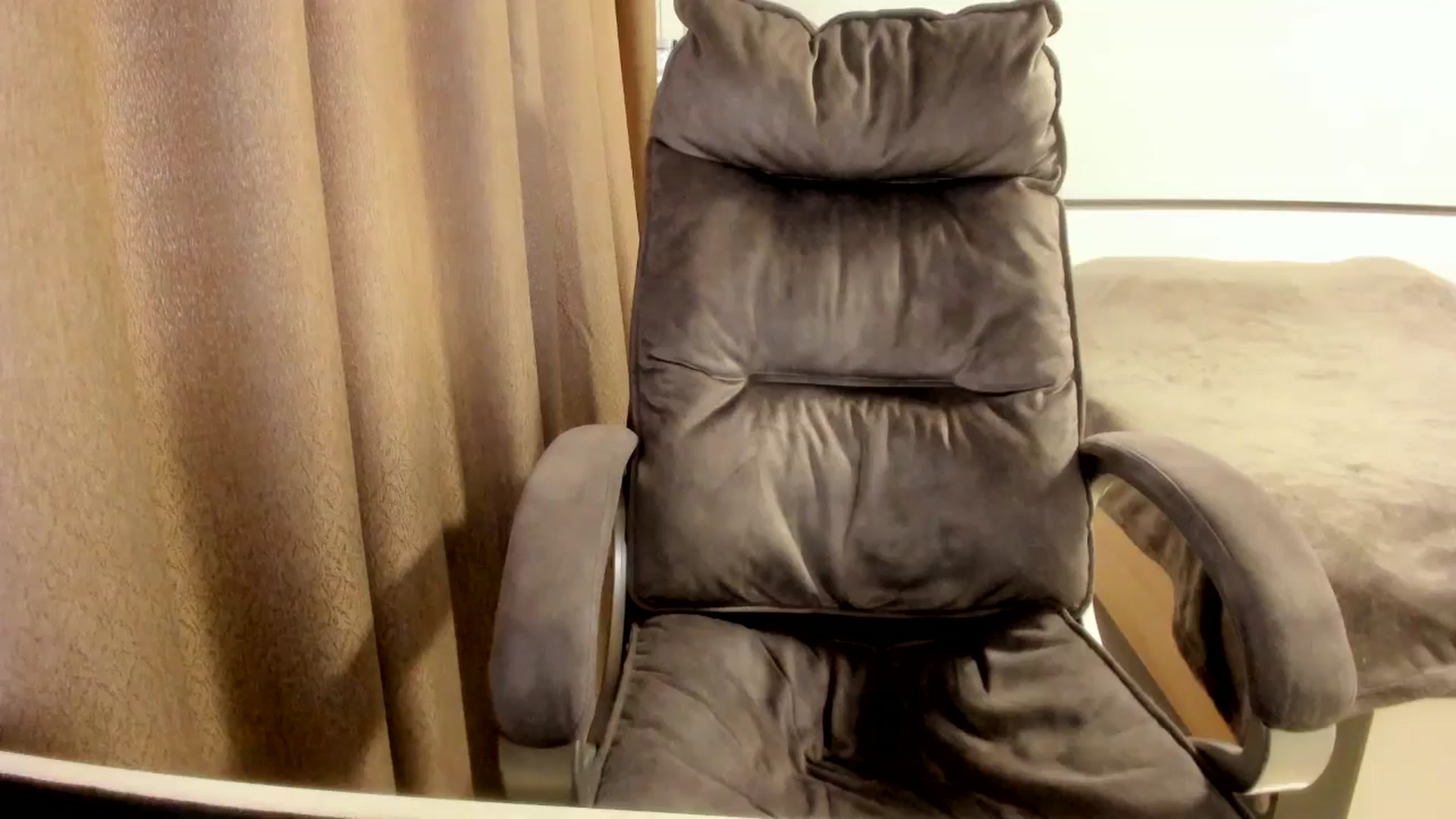 Gallery image thumbnail from Iam_Sasha's myfreecams stream on, 03/18/2026, 12:36 image 20 of 20