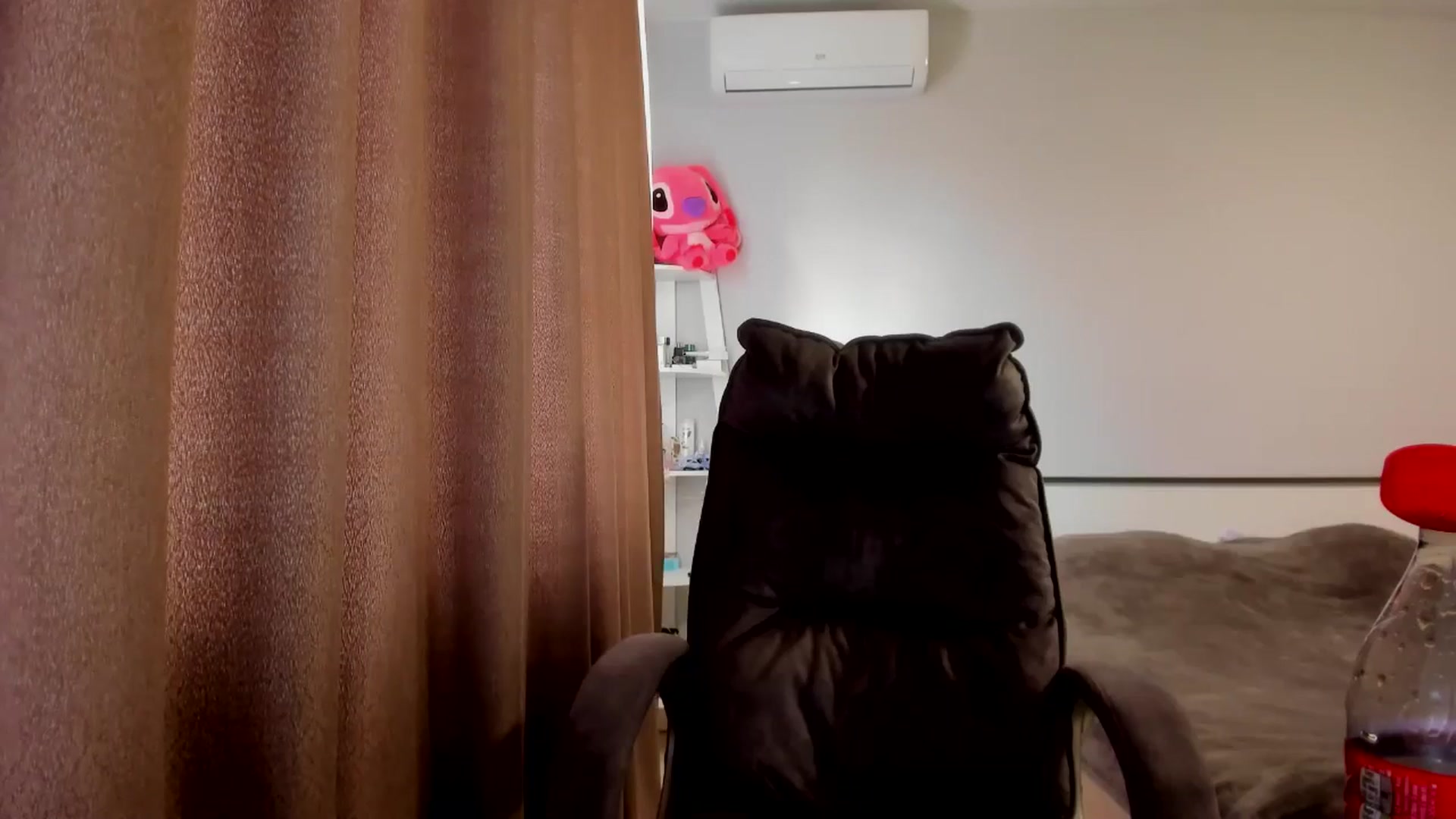 Gallery image thumbnail from Iam_Sasha's myfreecams stream on, 03/19/2026, 14:15 image 2 of 20