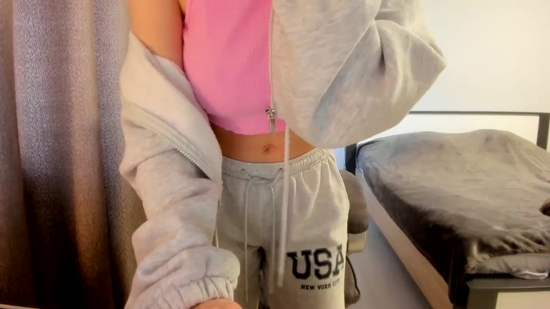 Gallery image thumbnail from Iam_Sasha's myfreecams stream on, 03/20/2026, 09:56 image 14 of 20