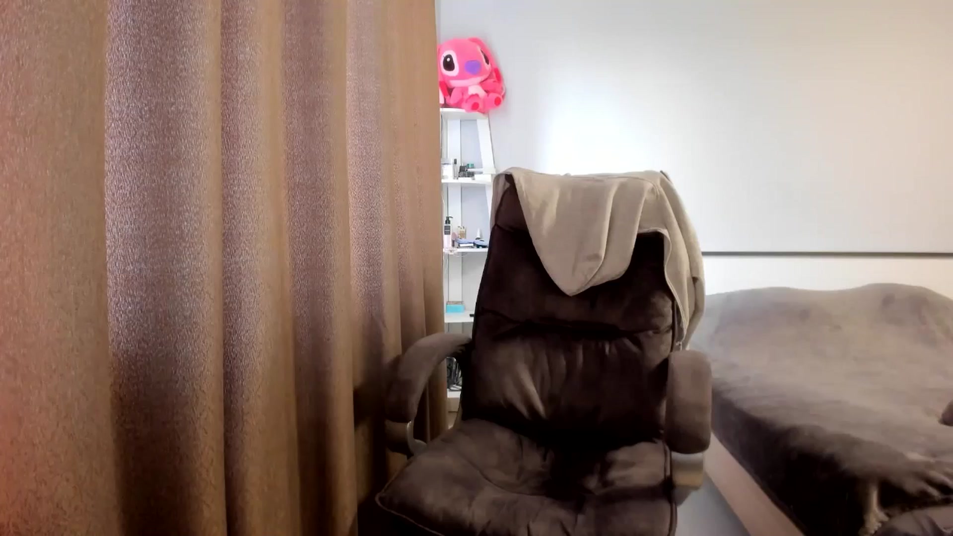 Gallery image thumbnail from Iam_Sasha's myfreecams stream on, 03/20/2026, 13:34 image 4 of 20