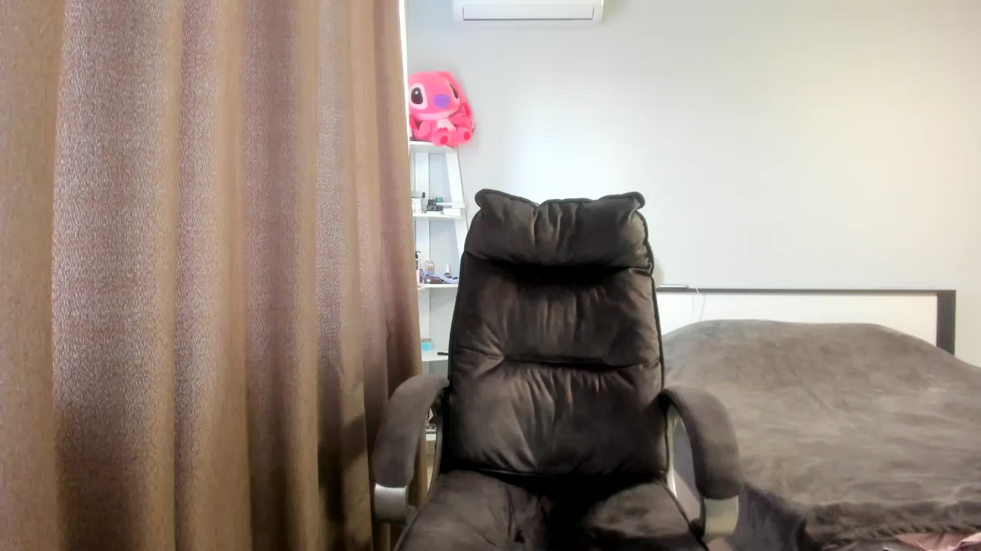 Gallery image thumbnail from Iam_Sasha's myfreecams stream on, 03/24/2026, 12:05 image 5 of 20