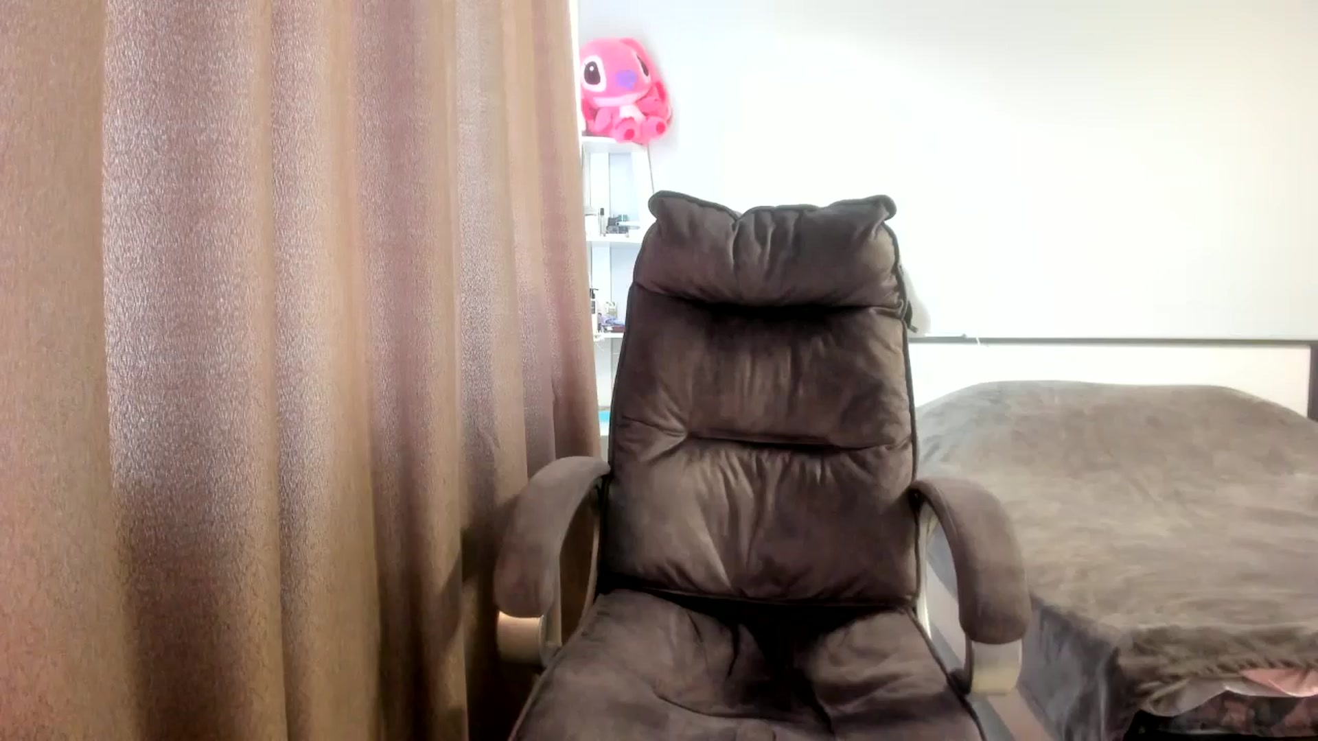 Gallery image thumbnail from Iam_Sasha's myfreecams stream on, 03/24/2026, 13:22 image 13 of 20