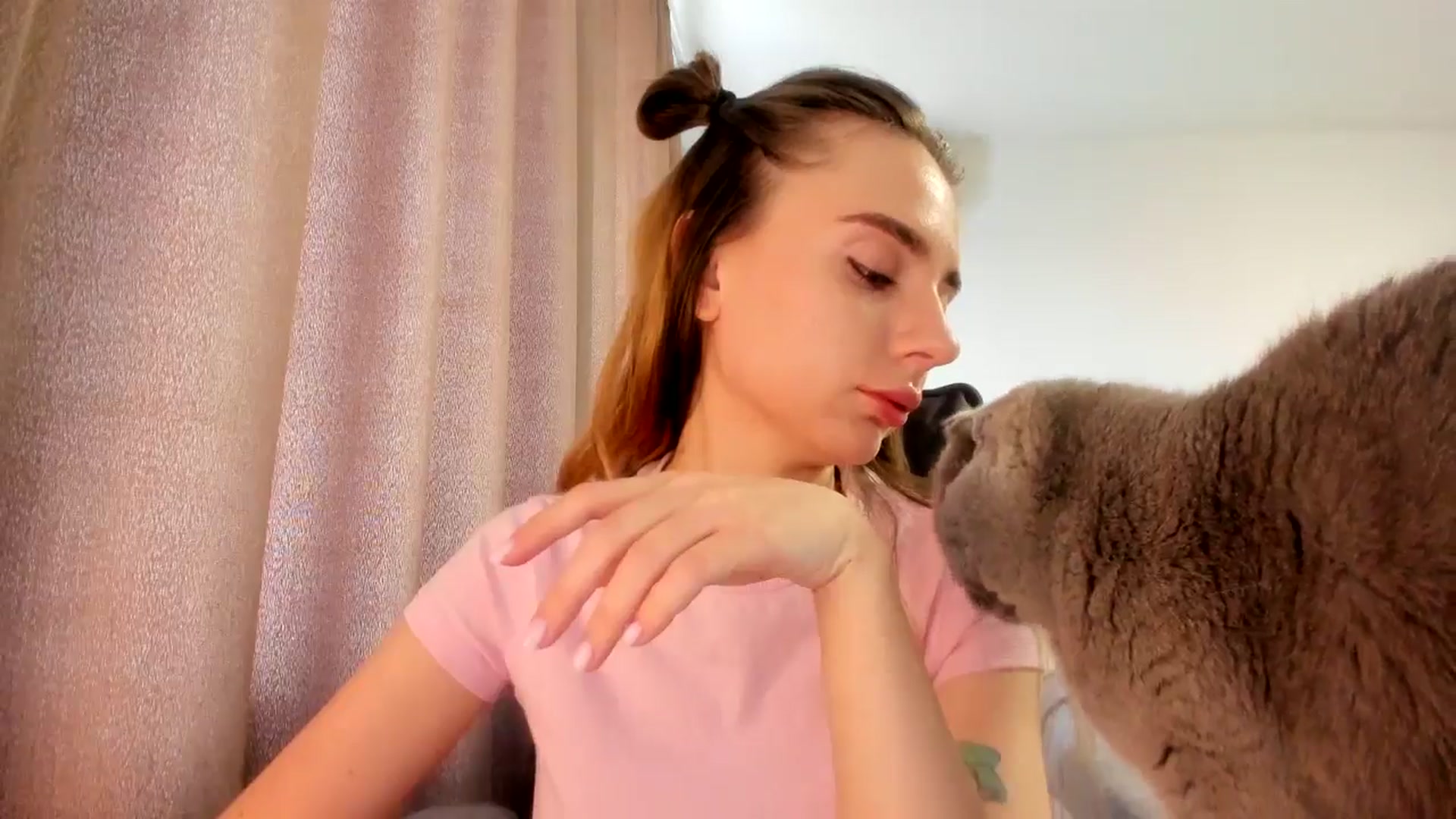 Gallery image thumbnail from Iam_Sasha's myfreecams stream on, 04/01/2026, 08:49 image 2 of 20