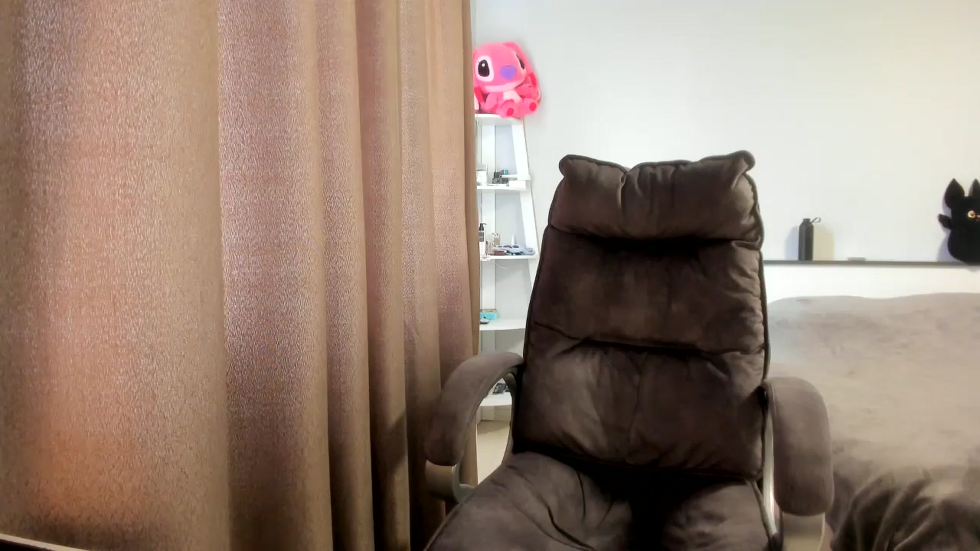 Gallery image thumbnail from Iam_Sasha's myfreecams stream on, 04/06/2026, 08:47 image 10 of 20
