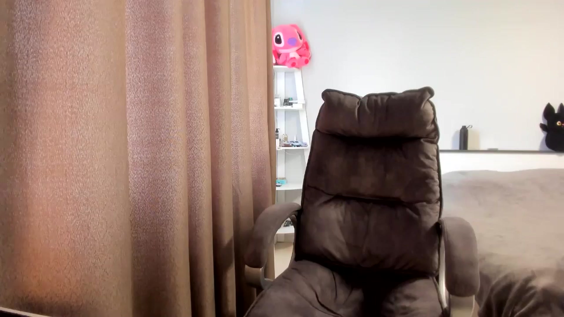 Gallery image thumbnail from Iam_Sasha's myfreecams stream on, 04/06/2026, 08:47 image 11 of 20
