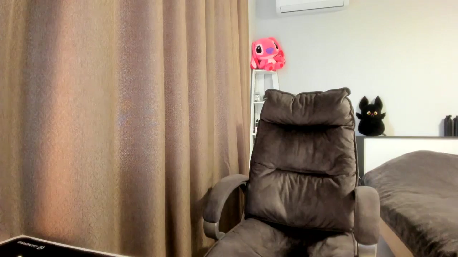 Gallery image thumbnail from Iam_Sasha's myfreecams stream on, 04/07/2026, 09:38 image 3 of 20