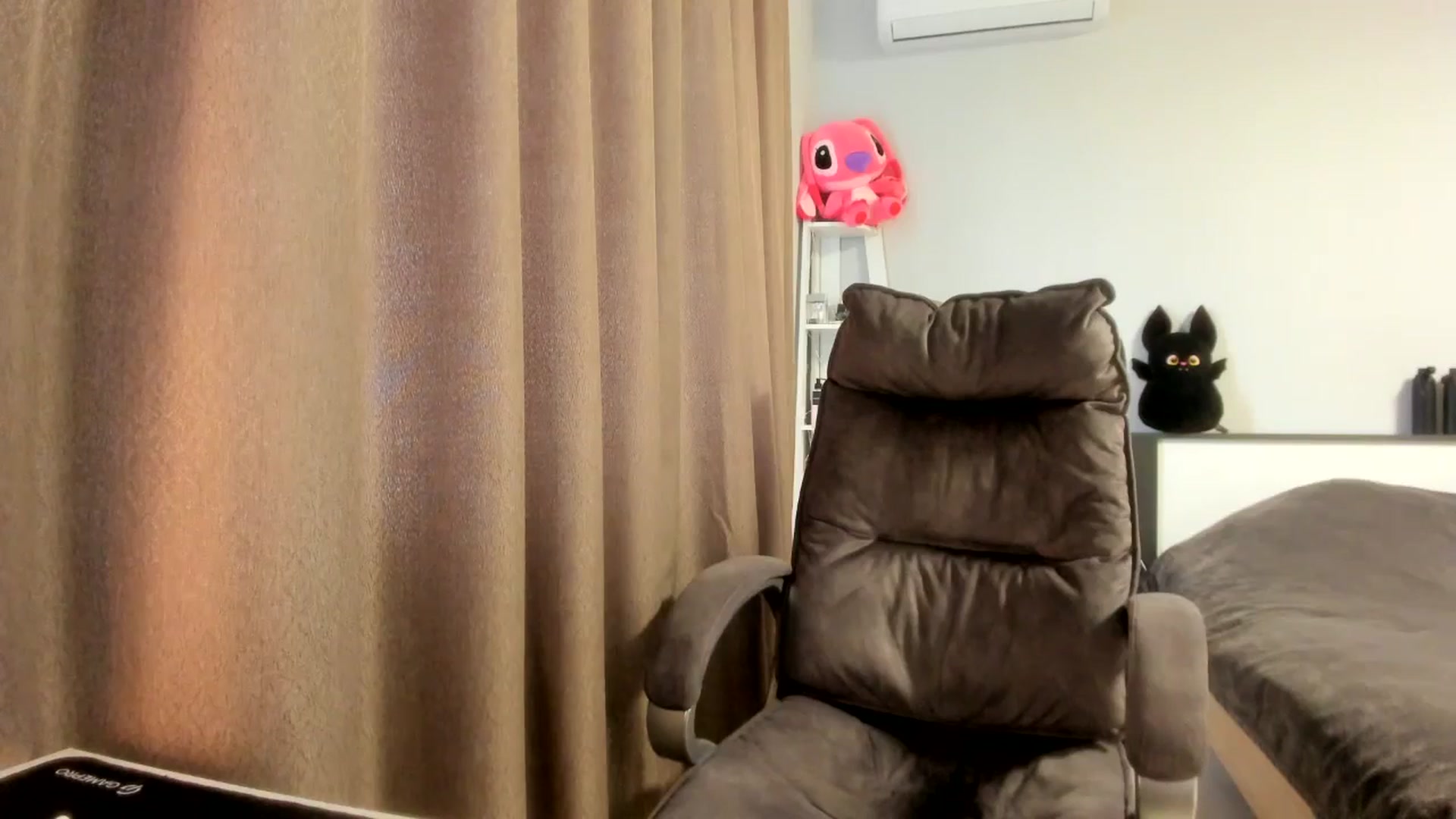 Gallery image thumbnail from Iam_Sasha's myfreecams stream on, 04/07/2026, 09:38 image 2 of 20