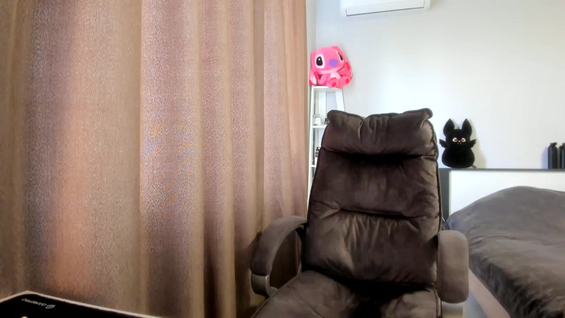 Gallery image thumbnail from Iam_Sasha's myfreecams stream on, 04/07/2026, 09:38 image 20 of 20