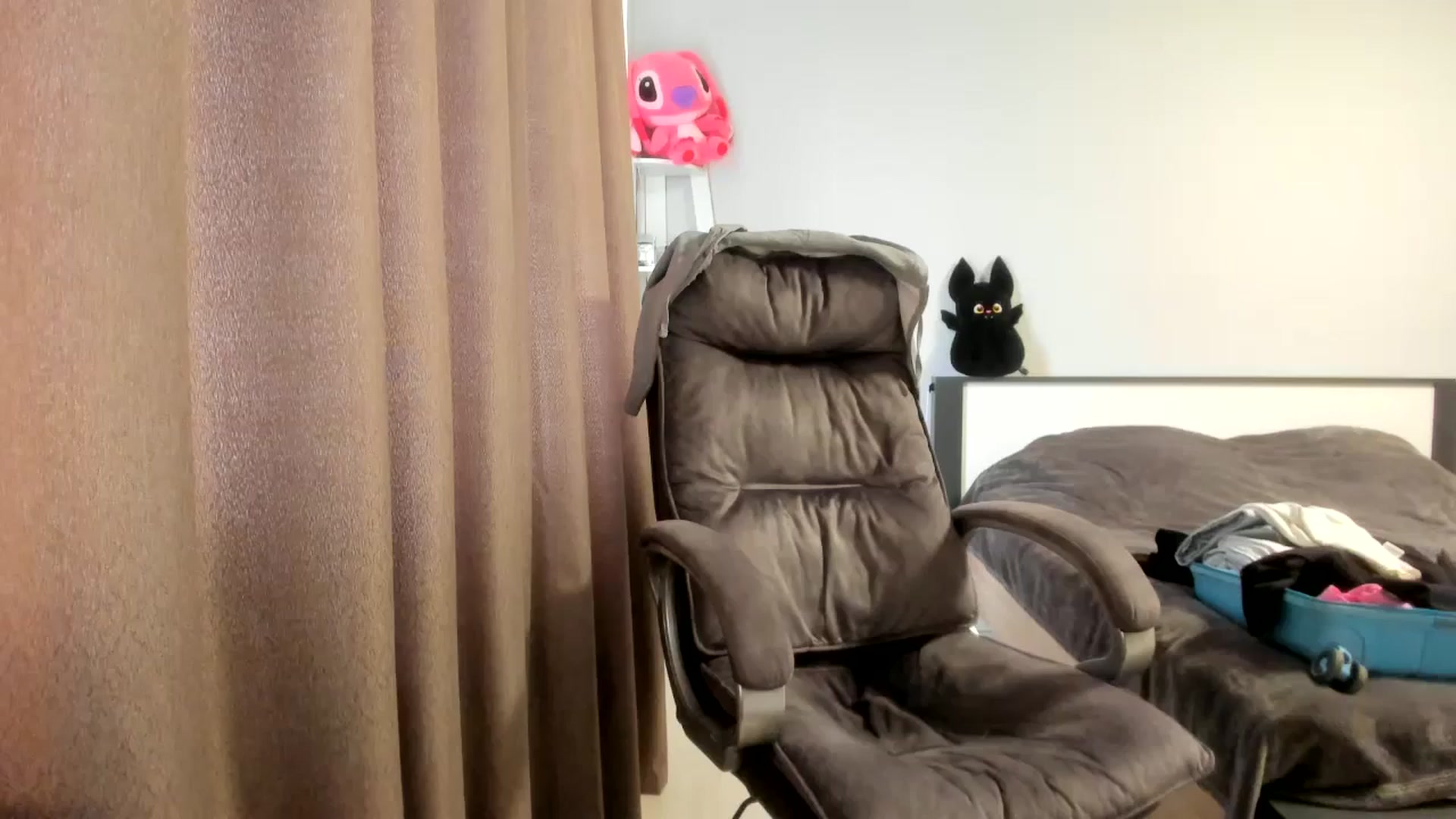 Gallery image thumbnail from Iam_Sasha's myfreecams stream on, 04/08/2026, 11:41 image 17 of 20