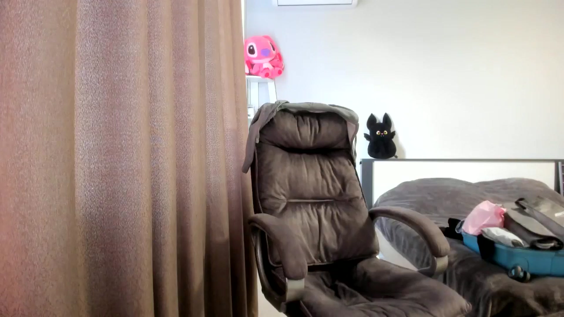 Gallery image thumbnail from Iam_Sasha's myfreecams stream on, 04/08/2026, 12:27 image 4 of 20