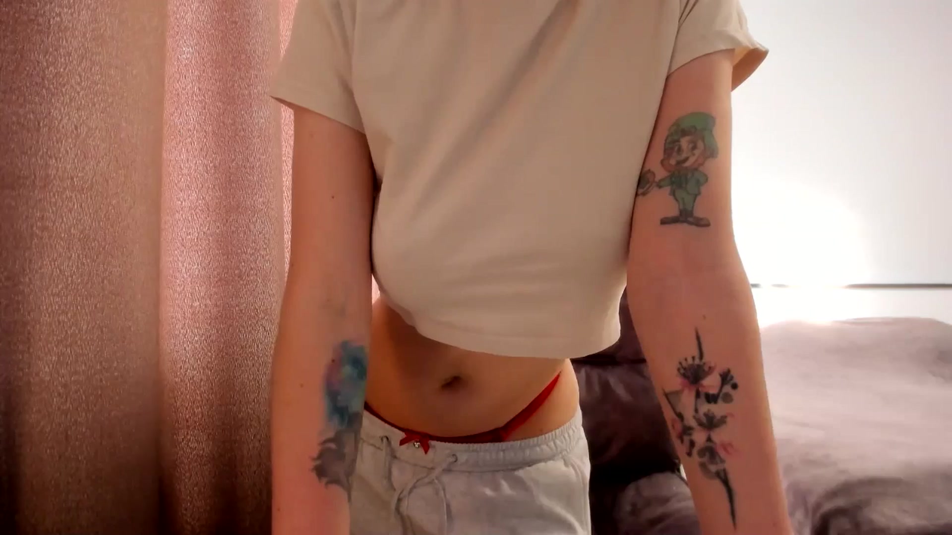 Gallery image thumbnail from Iam_Sasha's myfreecams stream on, 05/05/2026, 15:24 image 17 of 20