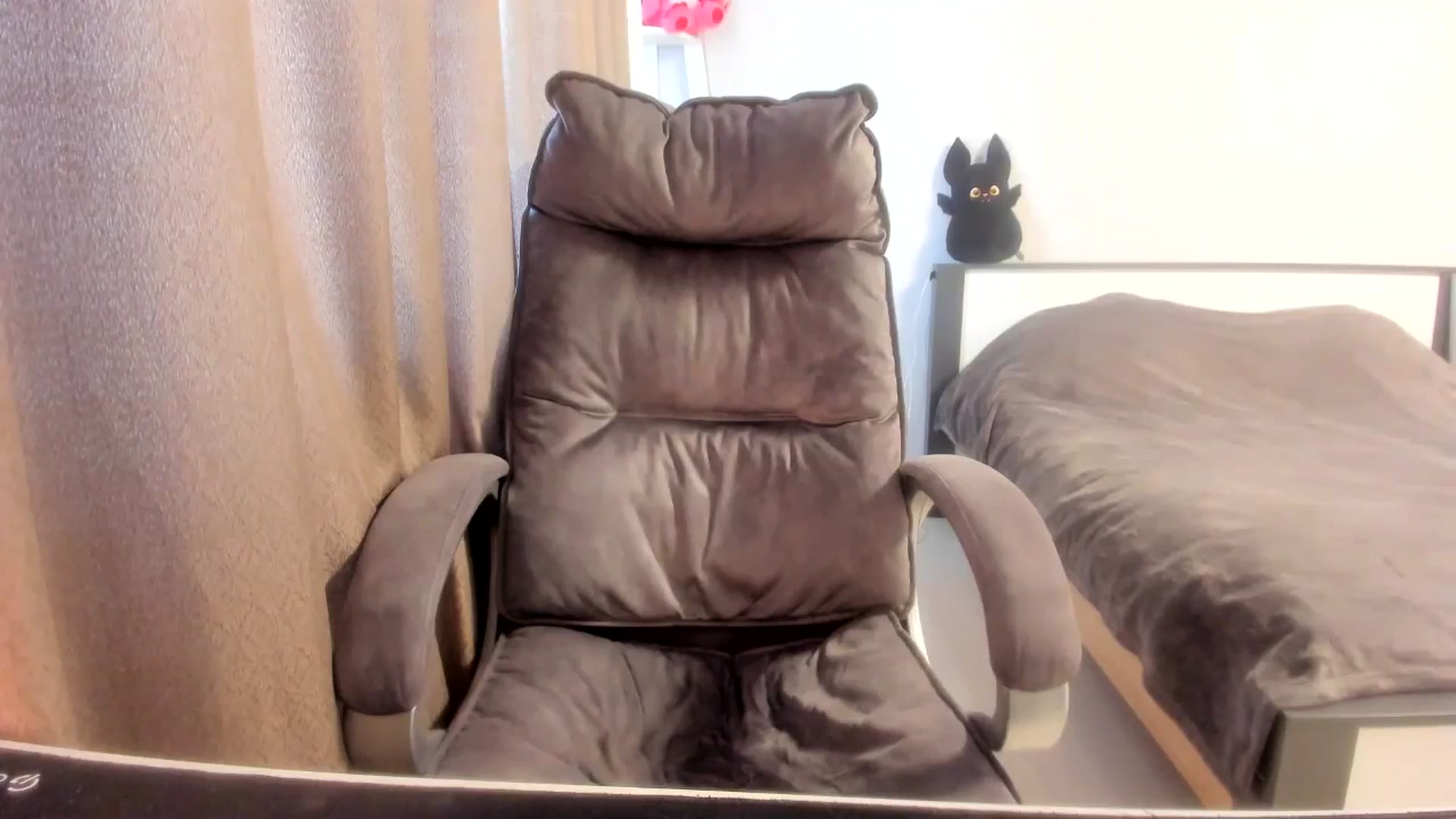 Gallery image thumbnail from Iam_Sasha's myfreecams stream on, 05/06/2026, 09:53 image 8 of 20