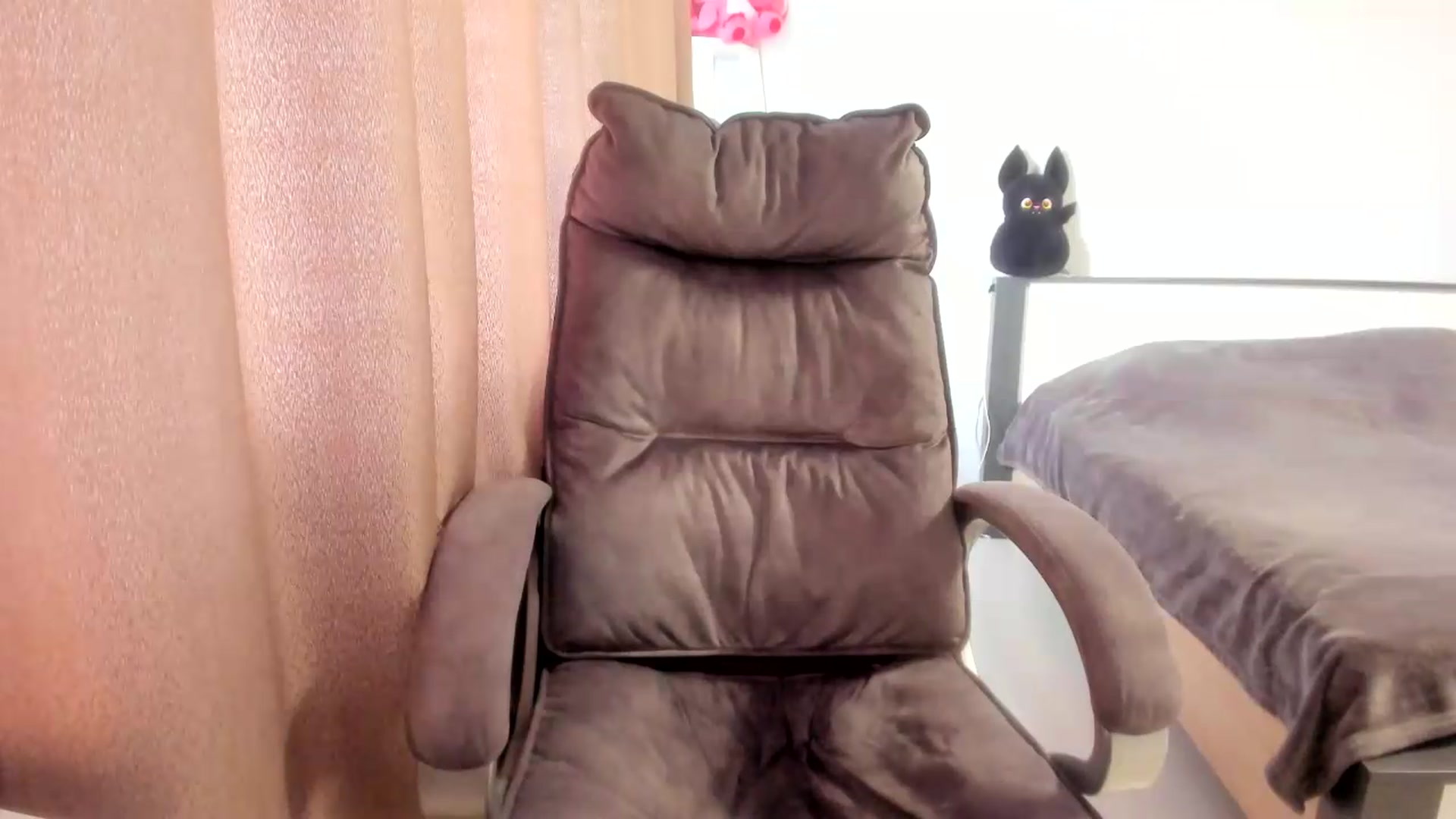 Gallery image thumbnail from Iam_Sasha's myfreecams stream on, 05/12/2026, 12:54 image 19 of 20