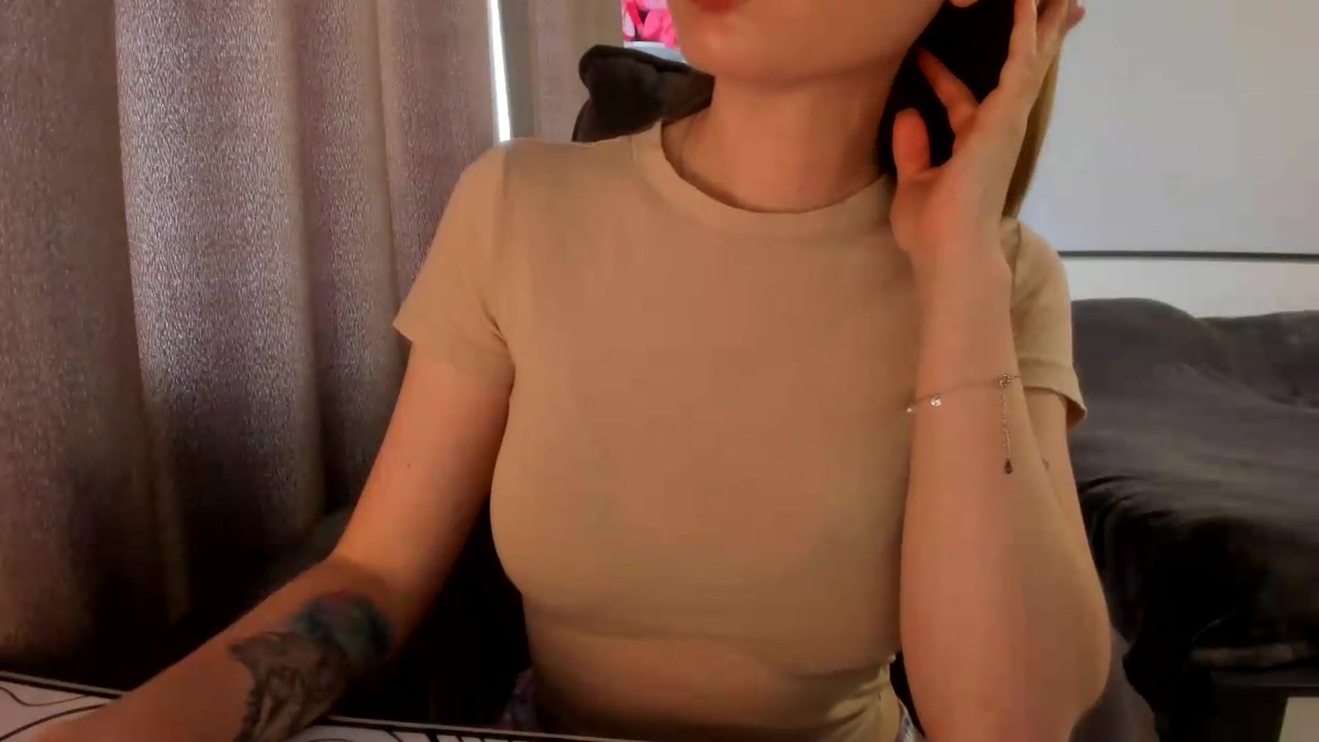 Gallery image thumbnail from Iam_Sasha's myfreecams stream on, 05/19/2026, 10:55 image 15 of 20