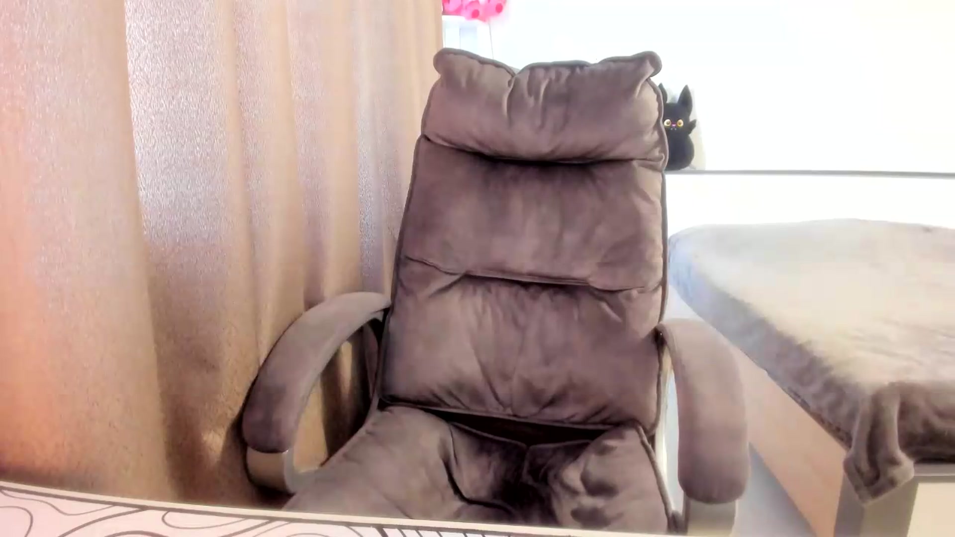 Gallery image thumbnail from Iam_Sasha's myfreecams stream on, 05/21/2026, 11:45 image 2 of 20