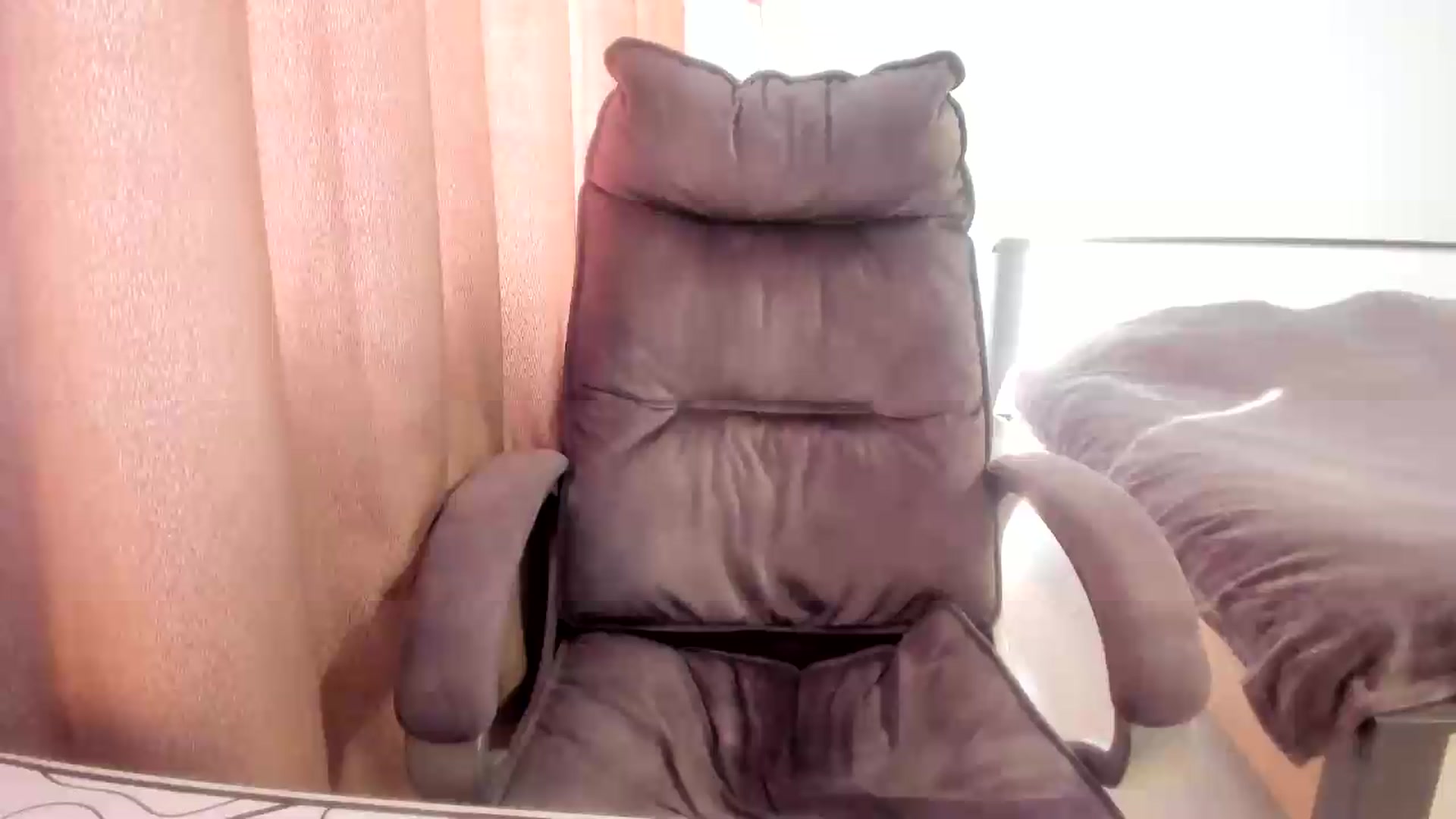 Gallery image thumbnail from Iam_Sasha's myfreecams stream on, 05/25/2026, 14:38 image 11 of 20