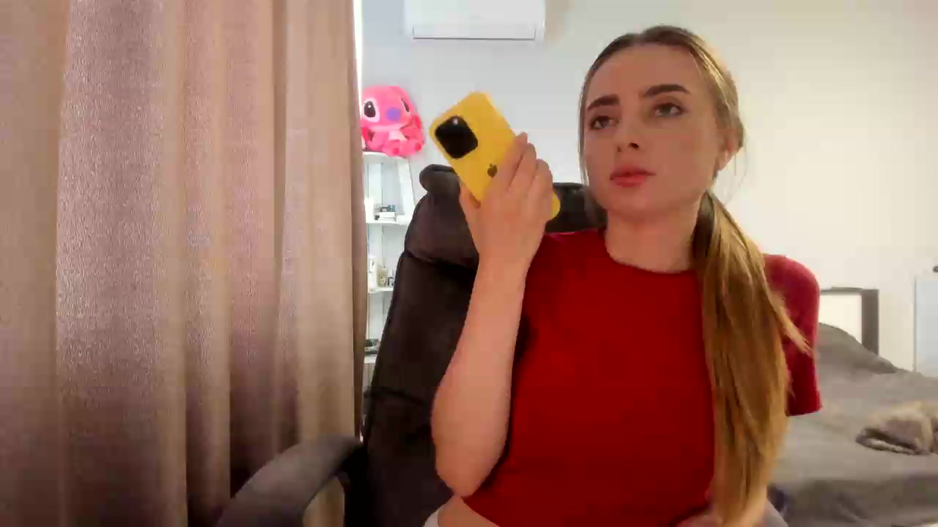 Gallery image thumbnail from Iam_Sasha's myfreecams stream on, 05/26/2026, 12:00 image 12 of 20