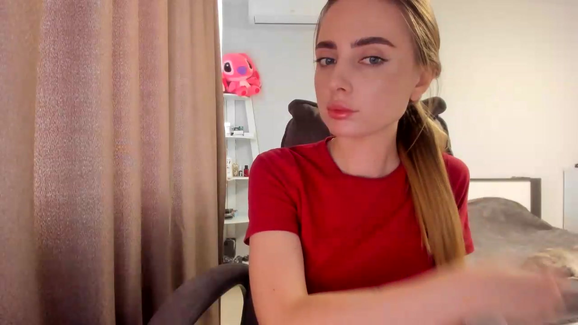Gallery image thumbnail from Iam_Sasha's myfreecams stream on, 05/26/2026, 12:00 image 10 of 20