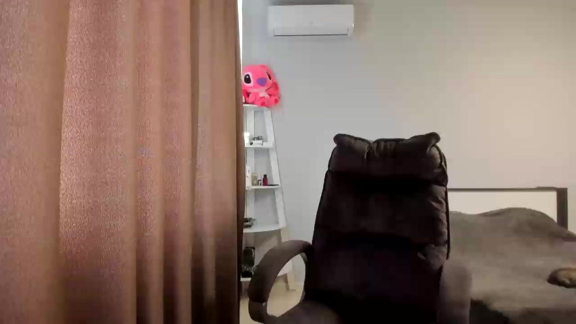 Gallery image thumbnail from Iam_Sasha's myfreecams stream on, 05/26/2026, 12:00 image 1 of 20