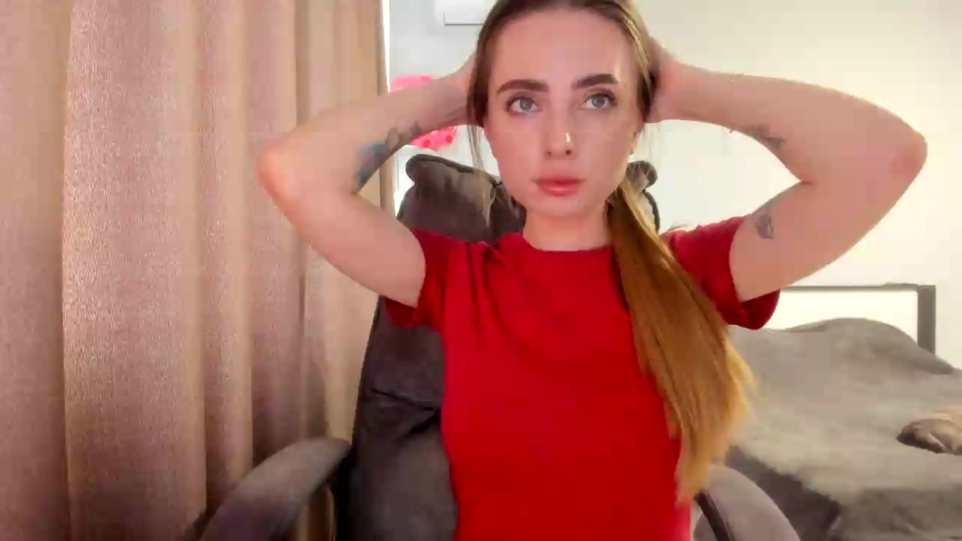 Gallery image thumbnail from Iam_Sasha's myfreecams stream on, 05/26/2026, 12:00 image 3 of 20