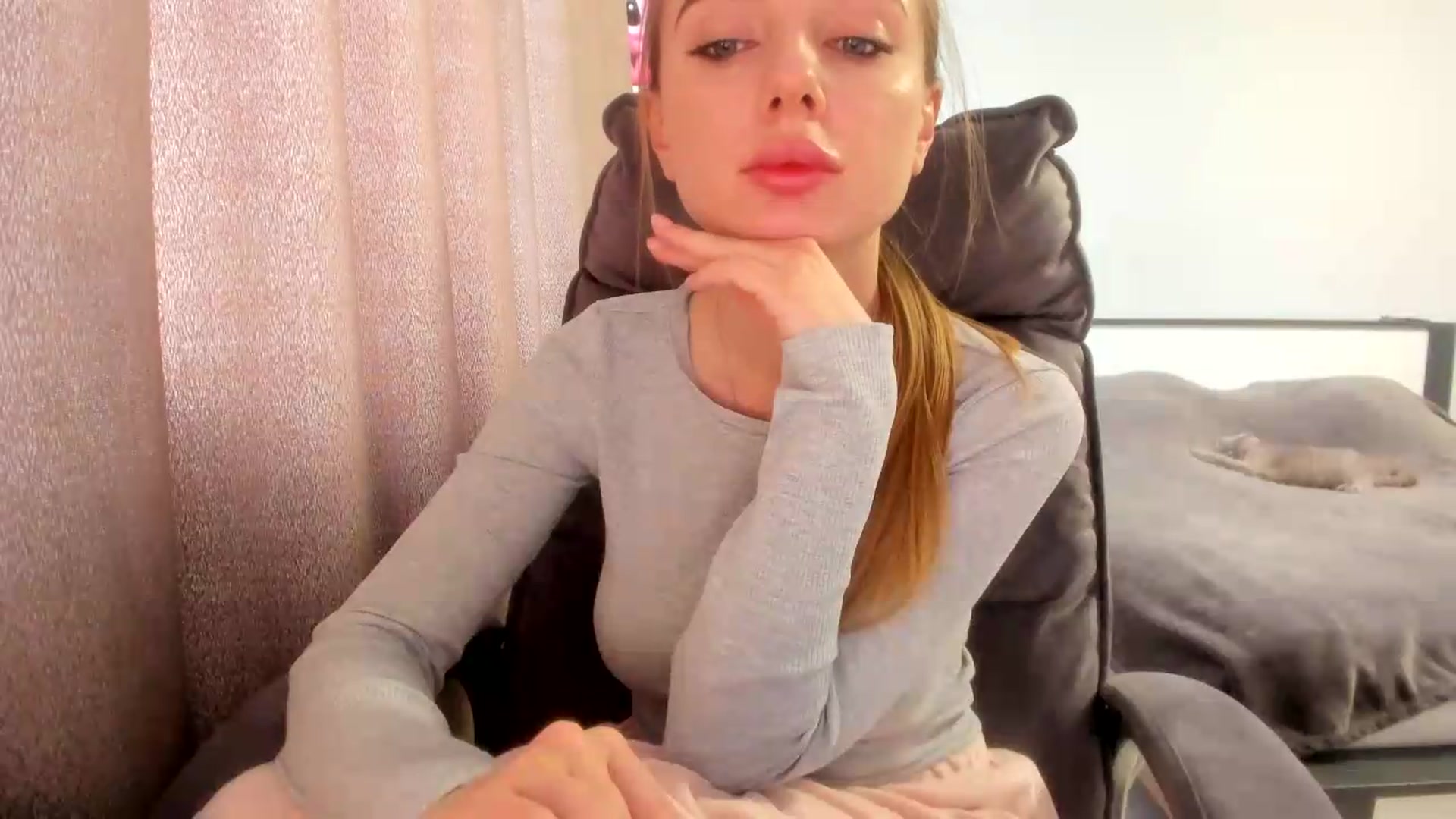 Gallery image thumbnail from Iam_Sasha's myfreecams stream on, 05/29/2026, 09:55 image 11 of 20