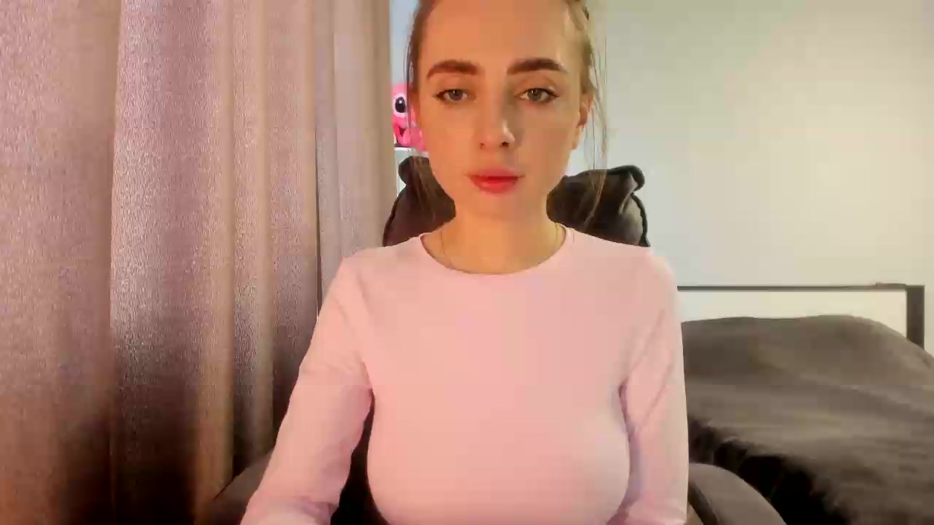 Gallery image thumbnail from Iam_Sasha's myfreecams stream on, 06/01/2026, 08:39 image 3 of 20