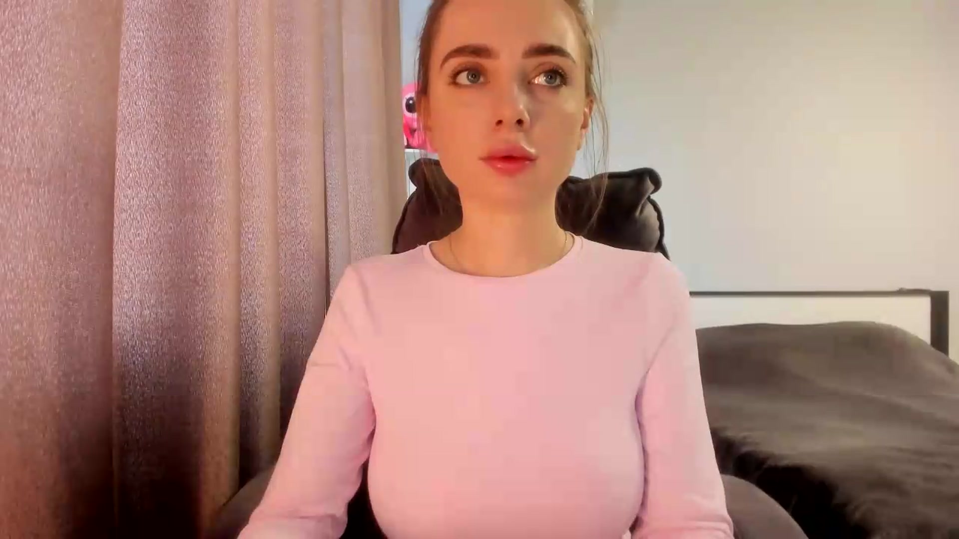 Gallery image thumbnail from Iam_Sasha's myfreecams stream on, 06/01/2026, 08:39 image 5 of 20