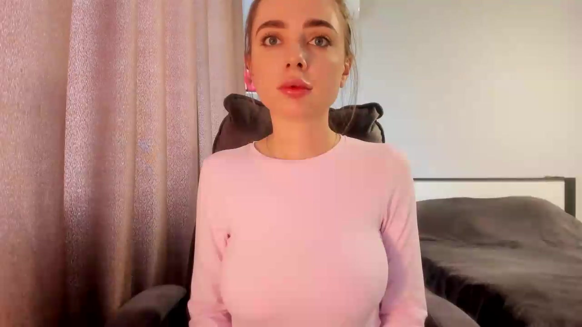 Gallery image thumbnail from Iam_Sasha's myfreecams stream on, 06/01/2026, 08:39 image 20 of 20