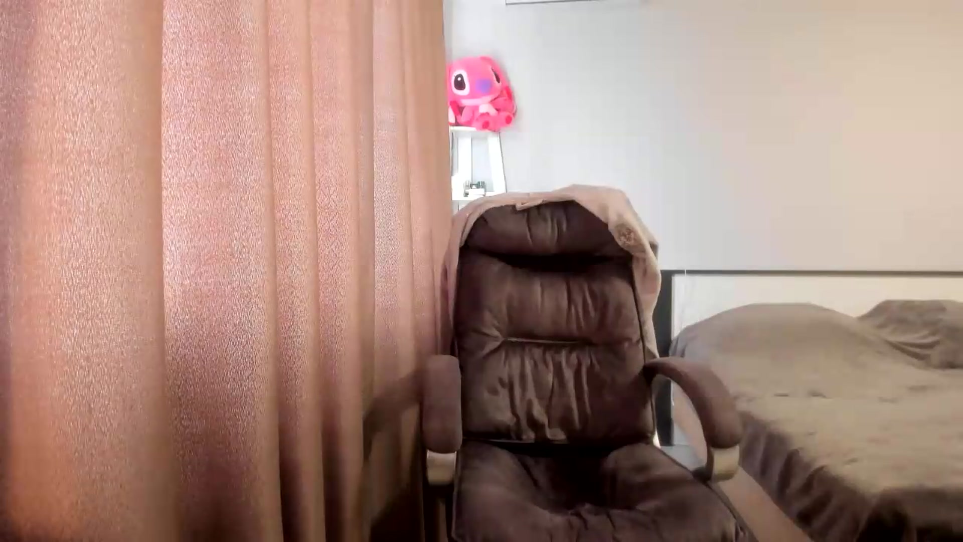 Gallery image thumbnail from Iam_Sasha's myfreecams stream on, 06/03/2026, 11:28 image 4 of 20