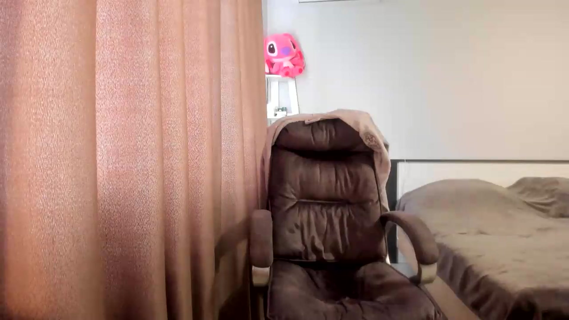 Gallery image thumbnail from Iam_Sasha's myfreecams stream on, 06/03/2026, 11:28 image 6 of 20