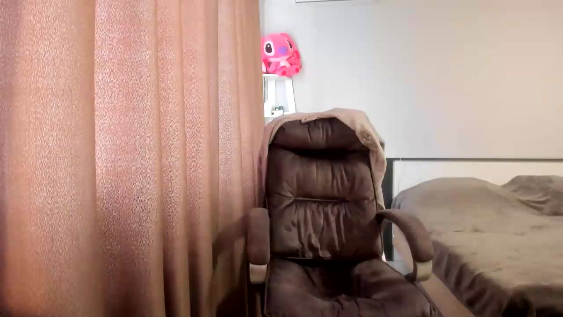 Gallery image thumbnail from Iam_Sasha's myfreecams stream on, 06/03/2026, 11:28 image 5 of 20