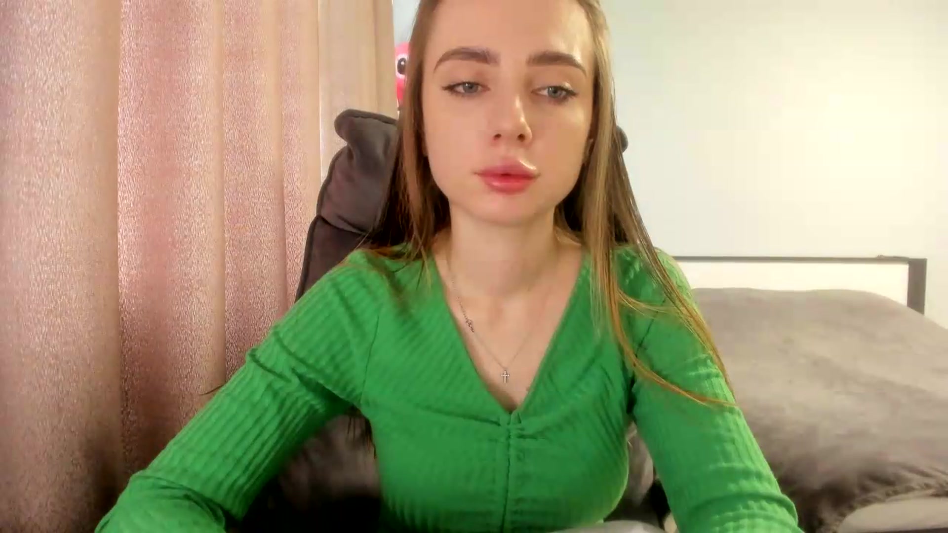 Gallery image thumbnail from Iam_Sasha's myfreecams stream on, 06/04/2026, 06:57 image 7 of 20