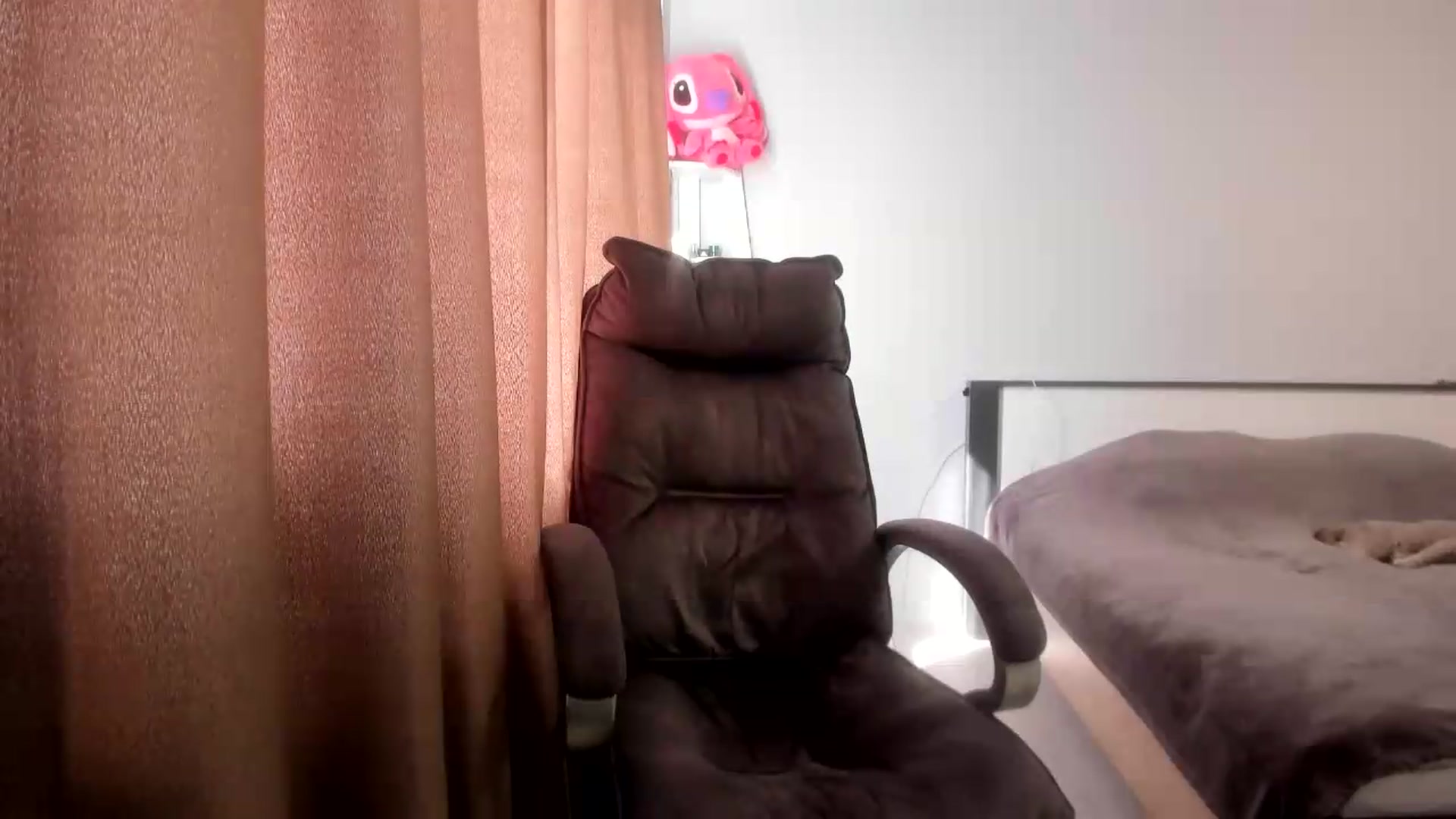 Gallery image thumbnail from Iam_Sasha's myfreecams stream on, 06/04/2026, 14:05 image 14 of 20