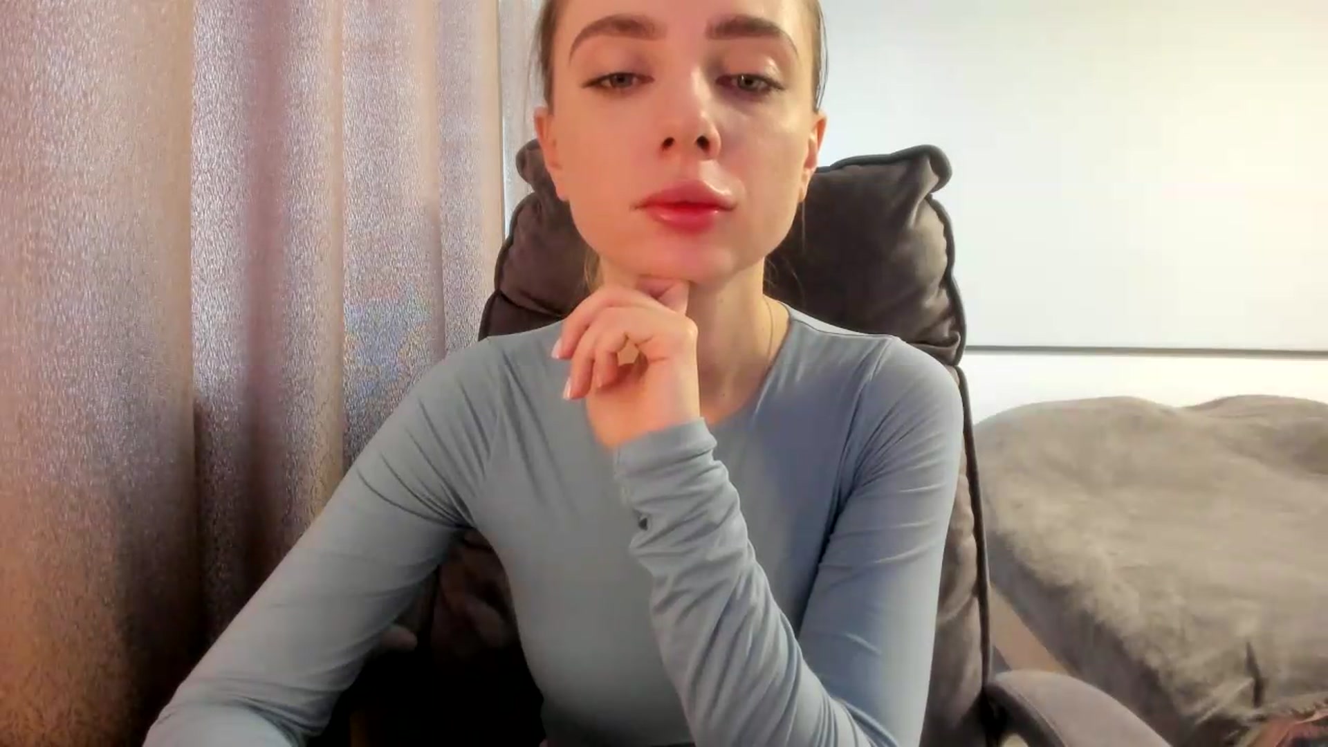 Gallery image thumbnail from Iam_Sasha's myfreecams stream on, 06/05/2026, 09:49 image 4 of 20