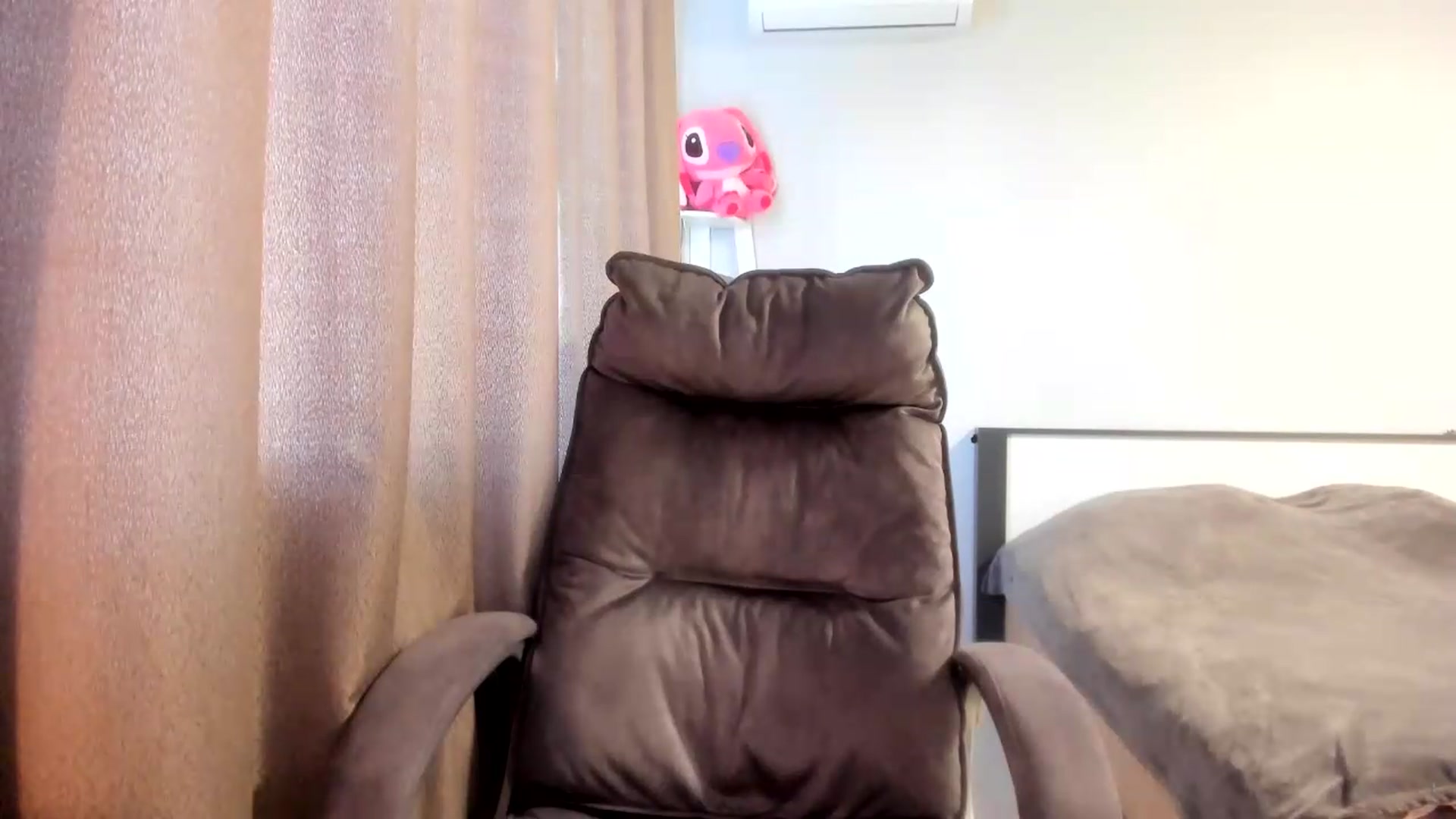 Gallery image thumbnail from Iam_Sasha's myfreecams stream on, 06/05/2026, 09:49 image 2 of 20