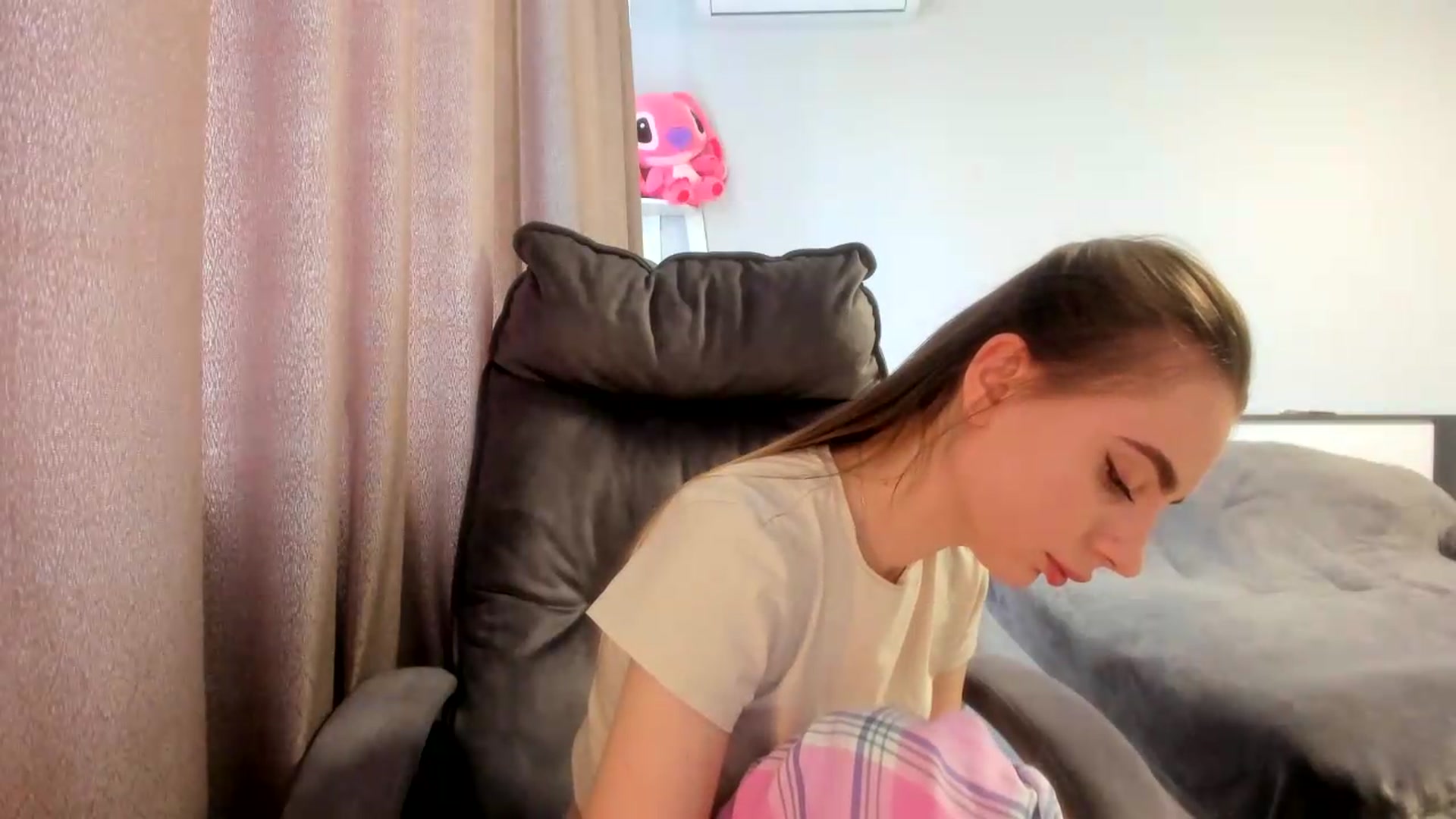 Gallery image thumbnail from Iam_Sasha's myfreecams stream on, 06/09/2026, 08:05 image 12 of 20