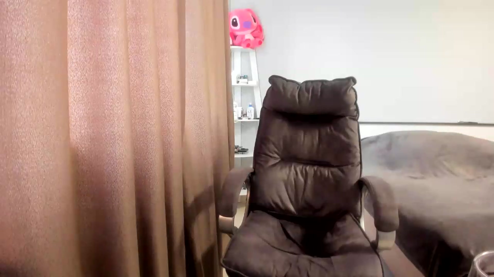 Gallery image thumbnail from Iam_Sasha's myfreecams stream on, 06/09/2026, 12:01 image 2 of 20