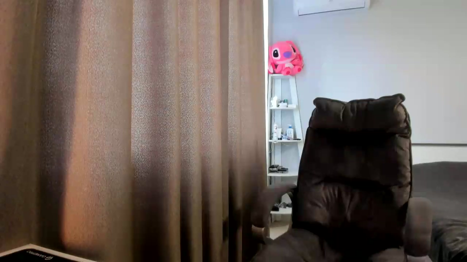 Gallery image thumbnail from Iam_Sasha's myfreecams stream on, 06/11/2026, 12:11 image 6 of 20