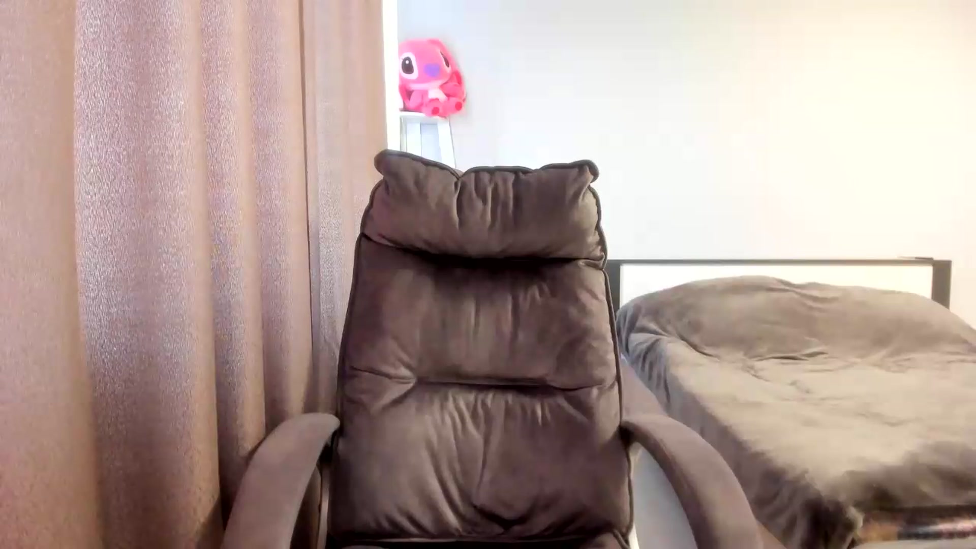 Gallery image thumbnail from Iam_Sasha's myfreecams stream on, 06/12/2026, 09:25 image 11 of 20