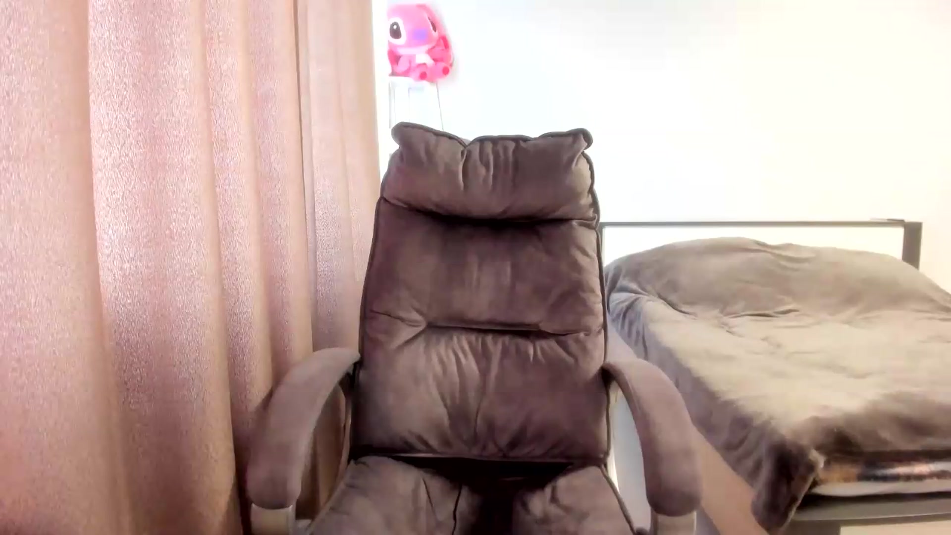 Gallery image thumbnail from Iam_Sasha's myfreecams stream on, 06/12/2026, 12:14 image 2 of 20