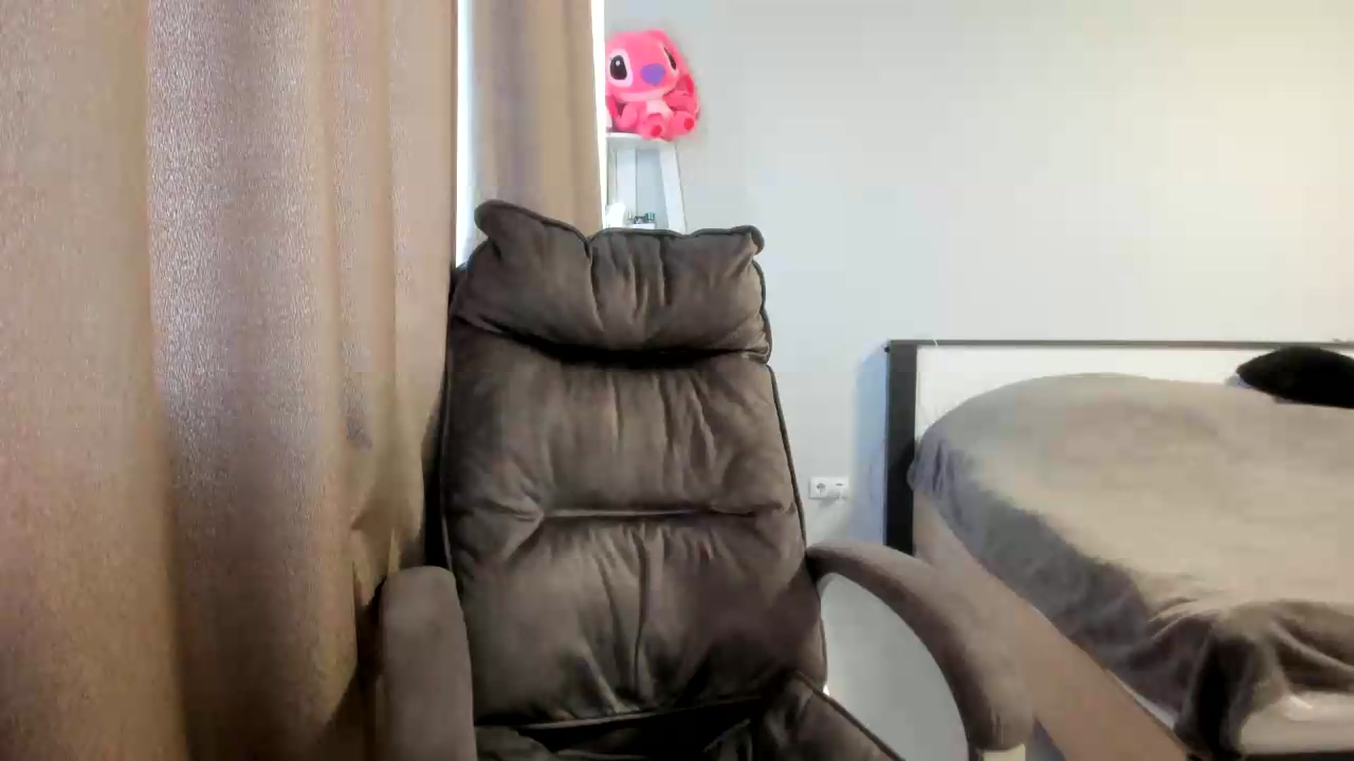 Gallery image thumbnail from Iam_Sasha's myfreecams stream on, 06/19/2026, 08:05 image 13 of 20