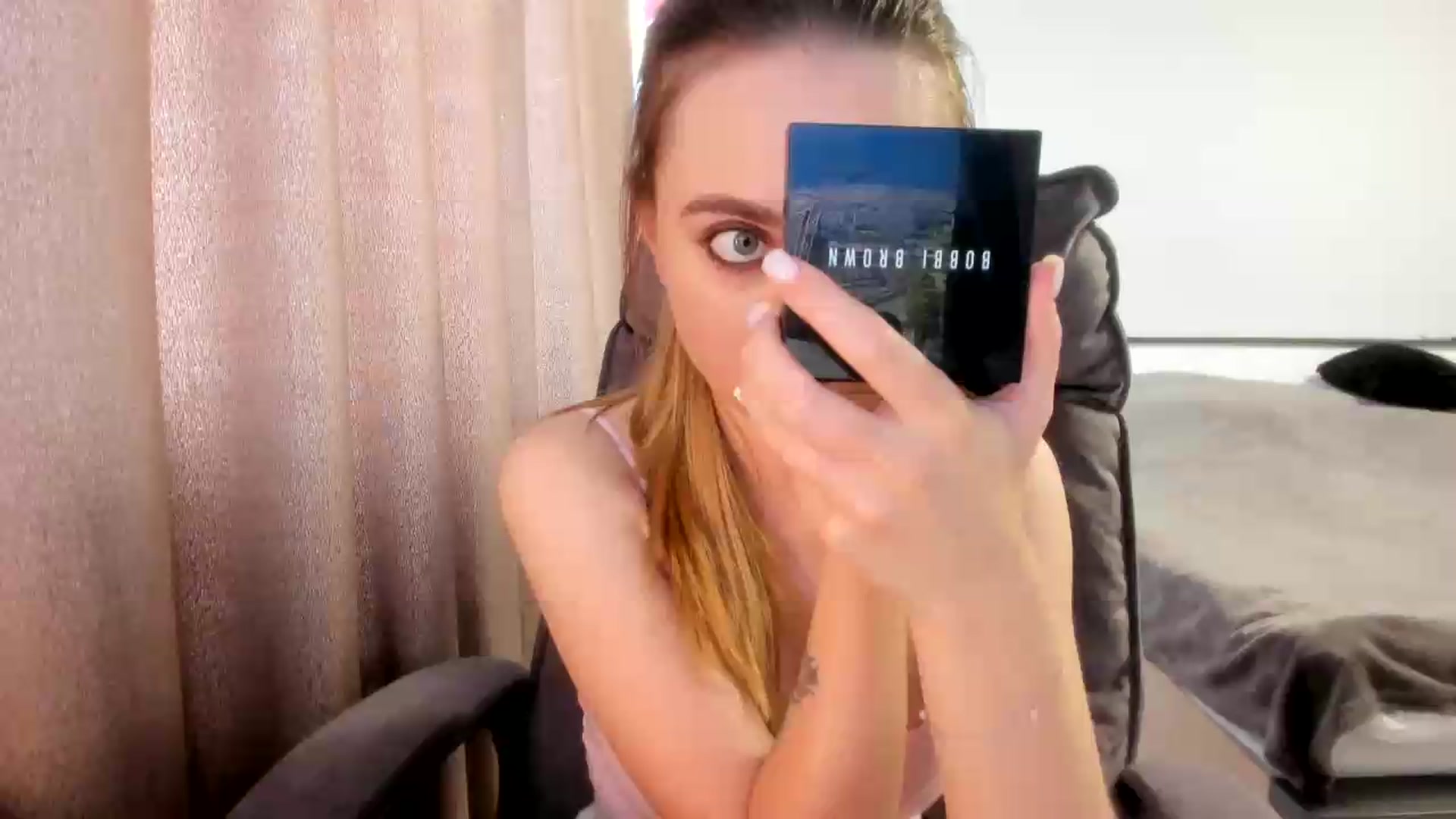 Gallery image thumbnail from Iam_Sasha's myfreecams stream on, 06/19/2026, 13:40 image 1 of 20