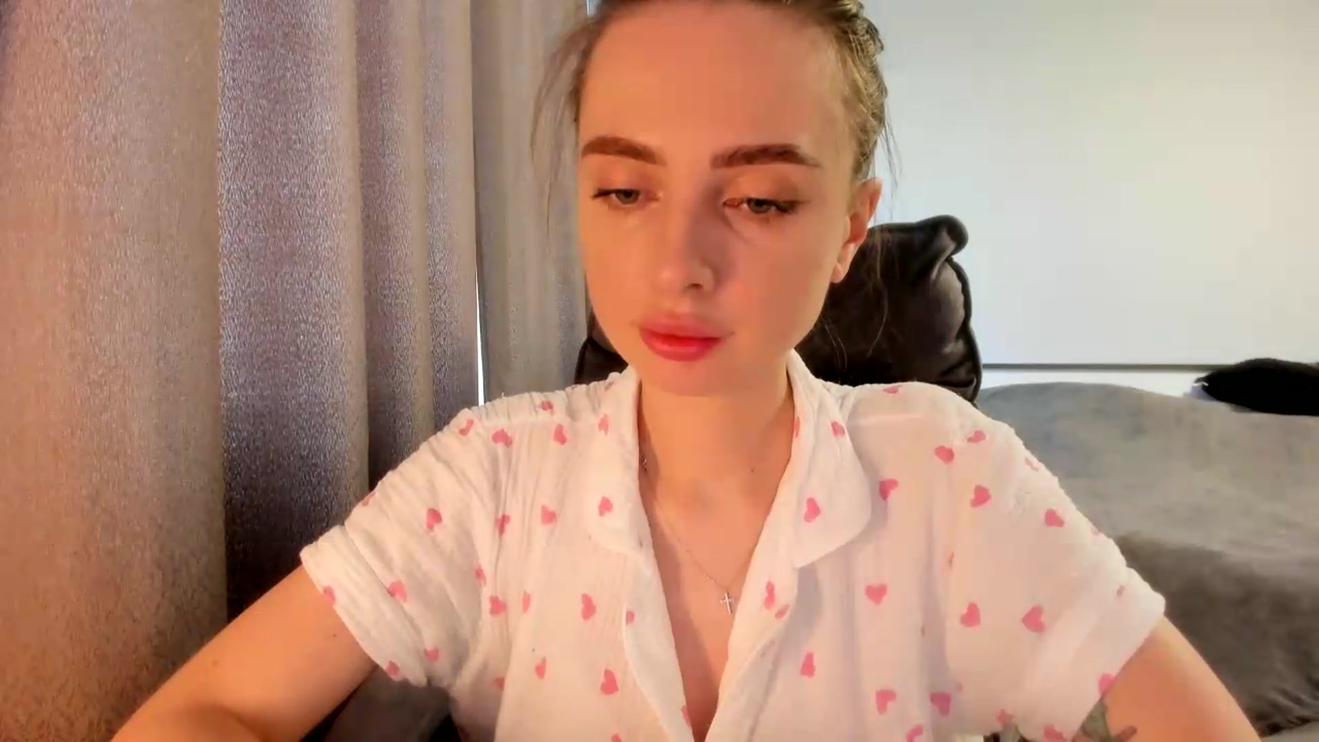 Gallery image thumbnail from Iam_Sasha's myfreecams stream on, 06/22/2026, 08:22 image 5 of 20
