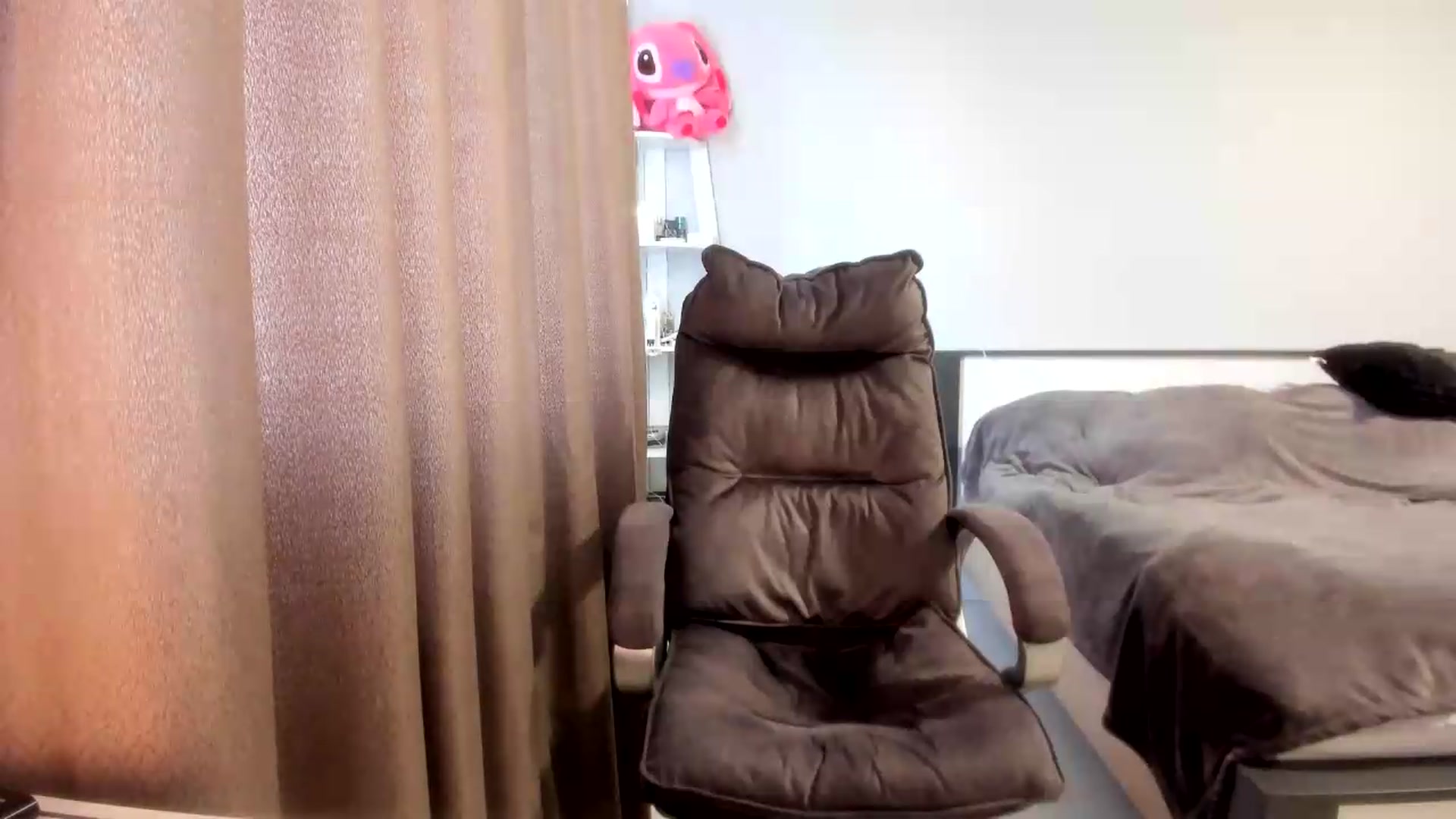 Gallery image thumbnail from Iam_Sasha's myfreecams stream on, 06/22/2026, 11:01 image 8 of 20