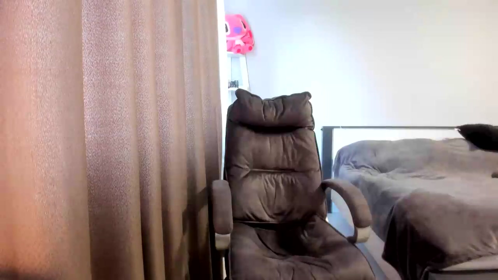 Gallery image thumbnail from Iam_Sasha's myfreecams stream on, 06/22/2026, 11:41 image 16 of 20
