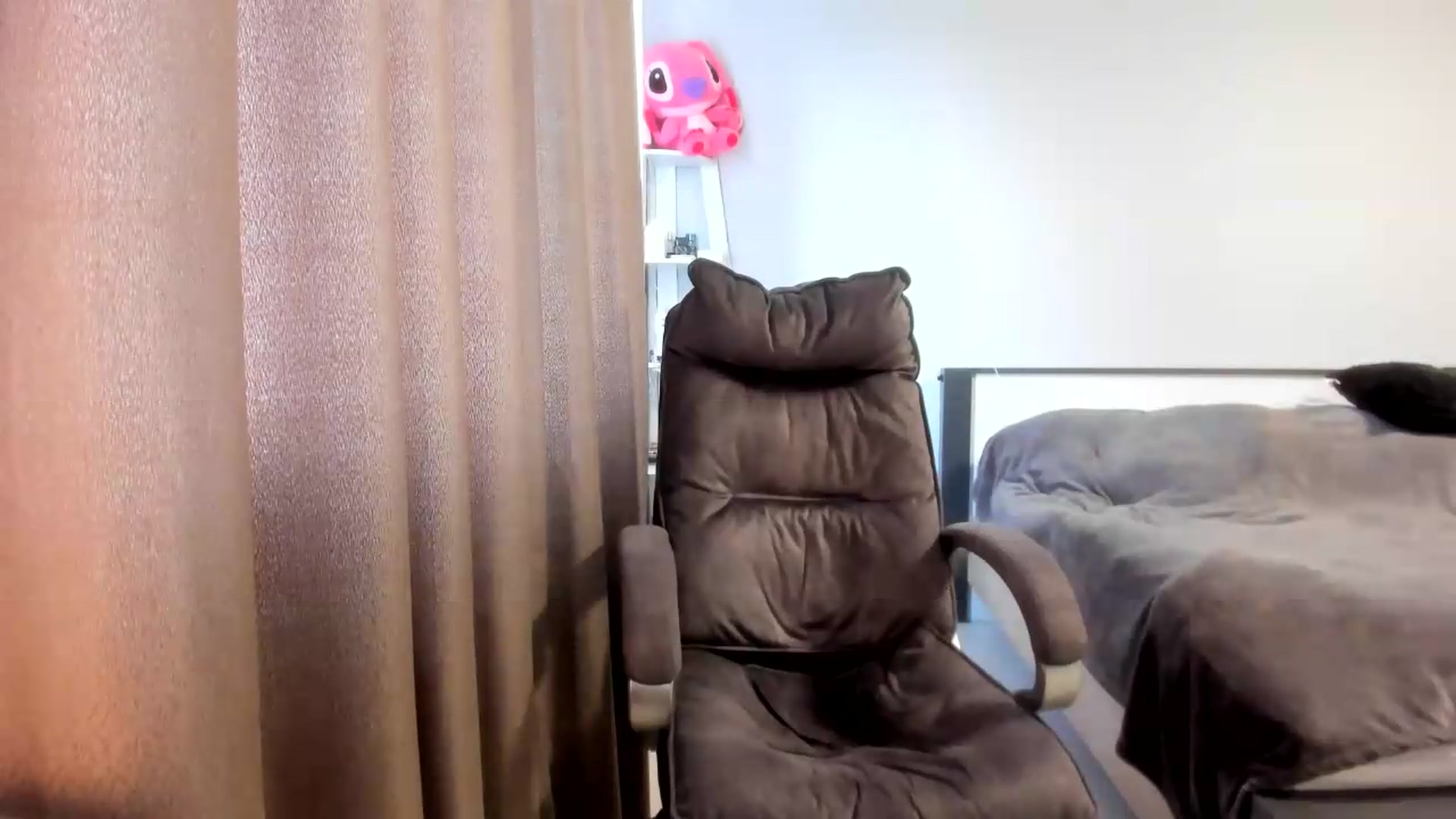 Gallery image thumbnail from Iam_Sasha's myfreecams stream on, 06/22/2026, 11:41 image 4 of 20