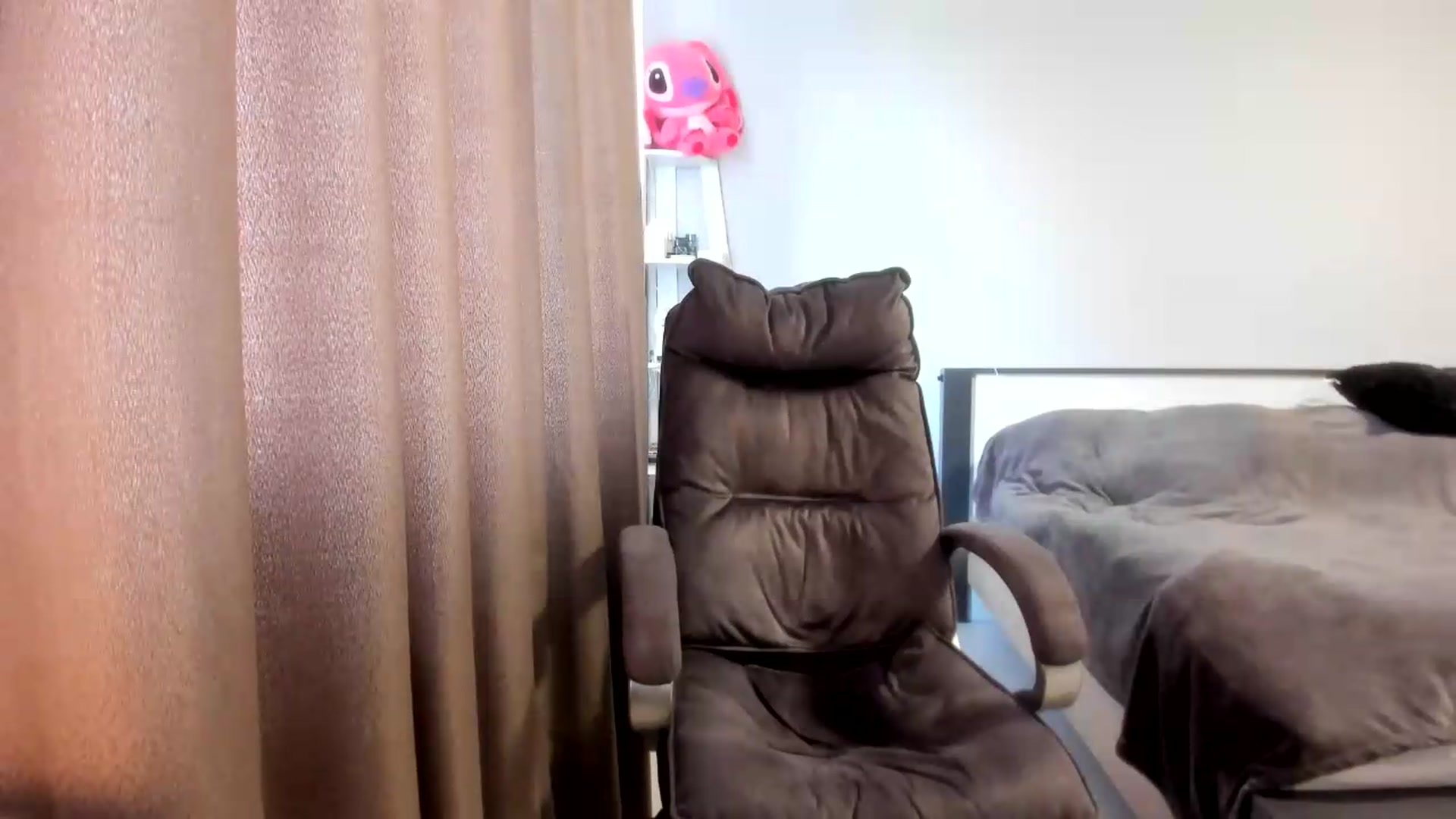 Gallery image thumbnail from Iam_Sasha's myfreecams stream on, 06/22/2026, 11:41 image 6 of 20