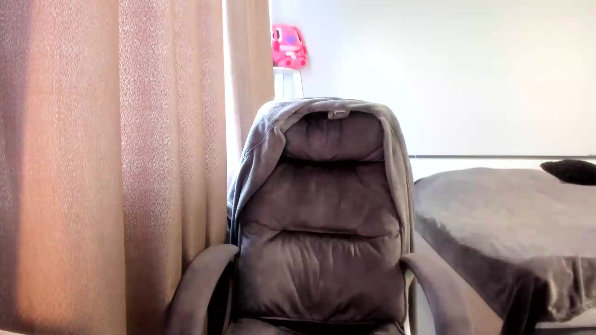Gallery image thumbnail from Iam_Sasha's myfreecams stream on, 06/24/2026, 09:15 image 5 of 20