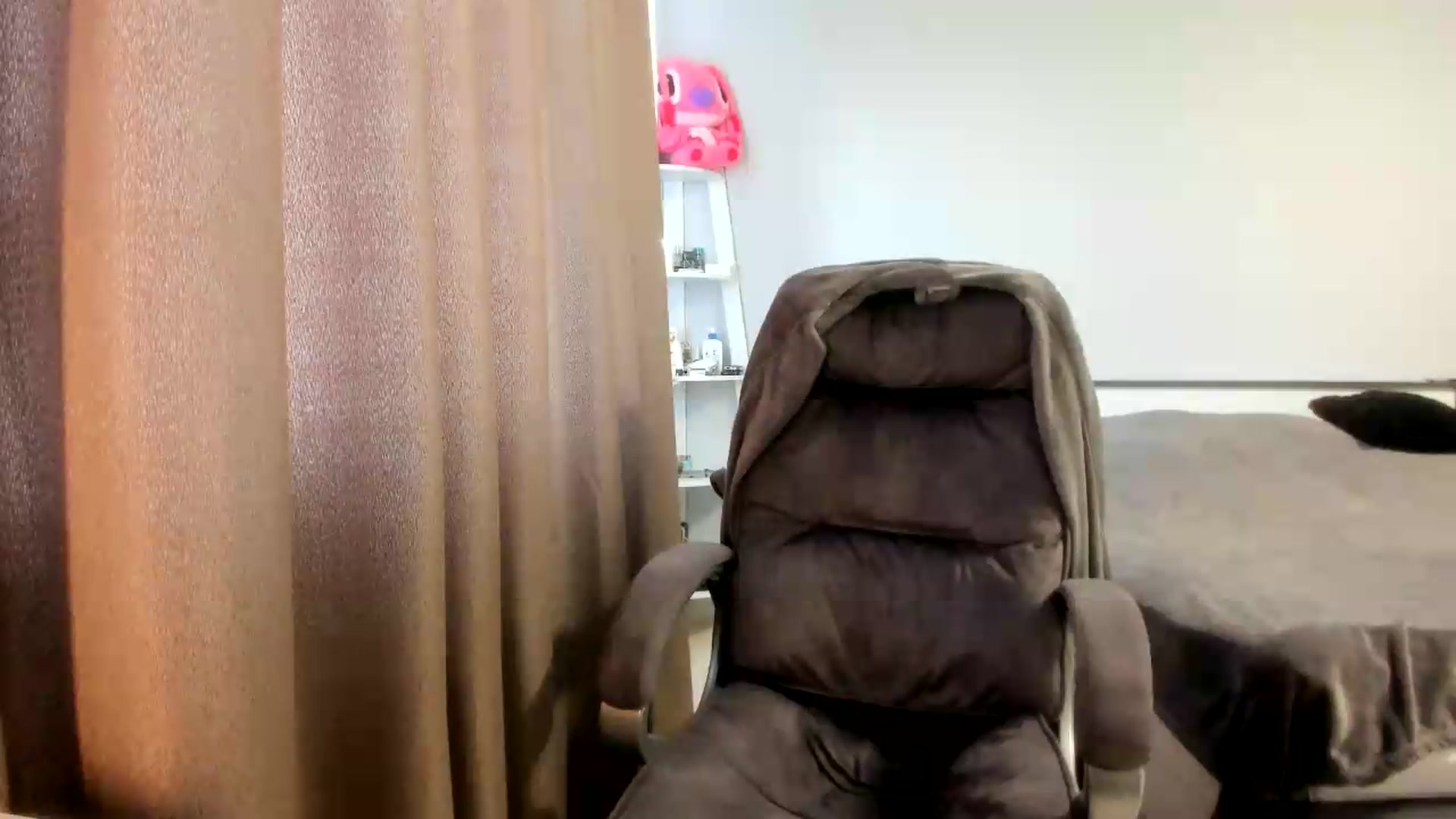 Gallery image thumbnail from Iam_Sasha's myfreecams stream on, 06/24/2026, 09:15 image 10 of 20